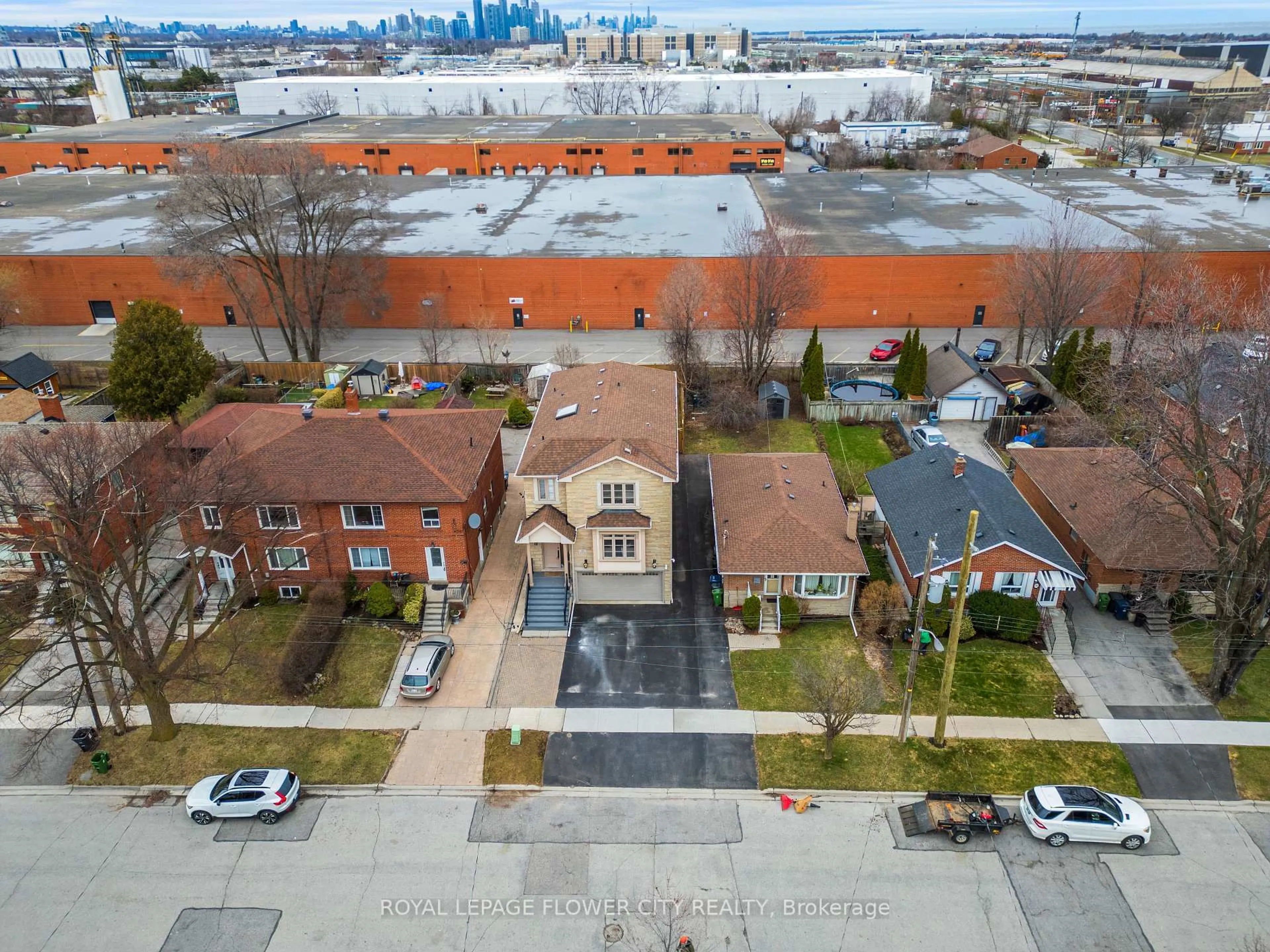 A pic from outside/outdoor area/front of a property/back of a property/a pic from drone, city buildings view from balcony for 19 Connorvale Ave, Toronto Ontario M8W 3Z9