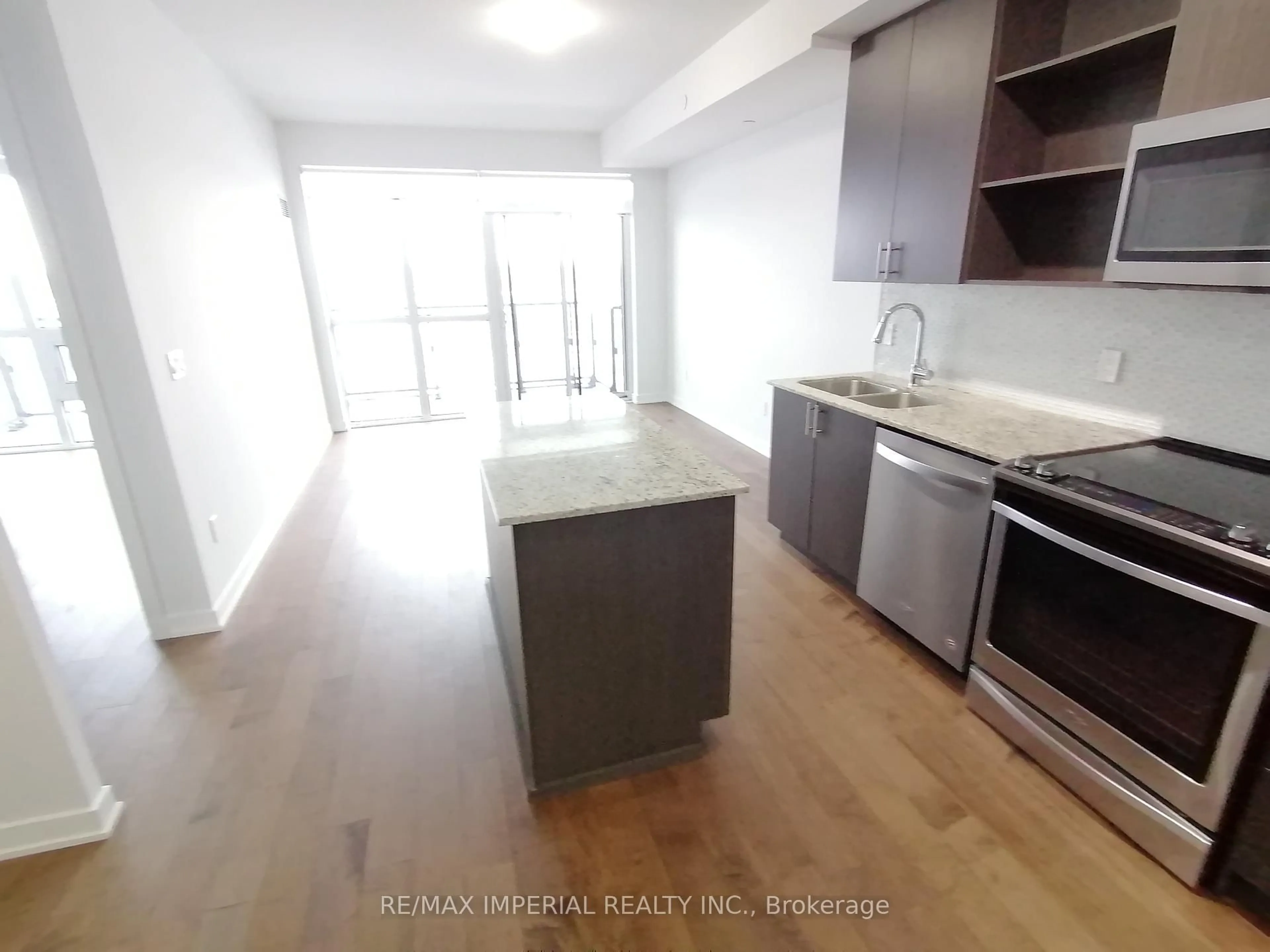 Open concept kitchen, unknown for 4655 Glen Erin Dr #1201, Mississauga Ontario L5M 0Z1