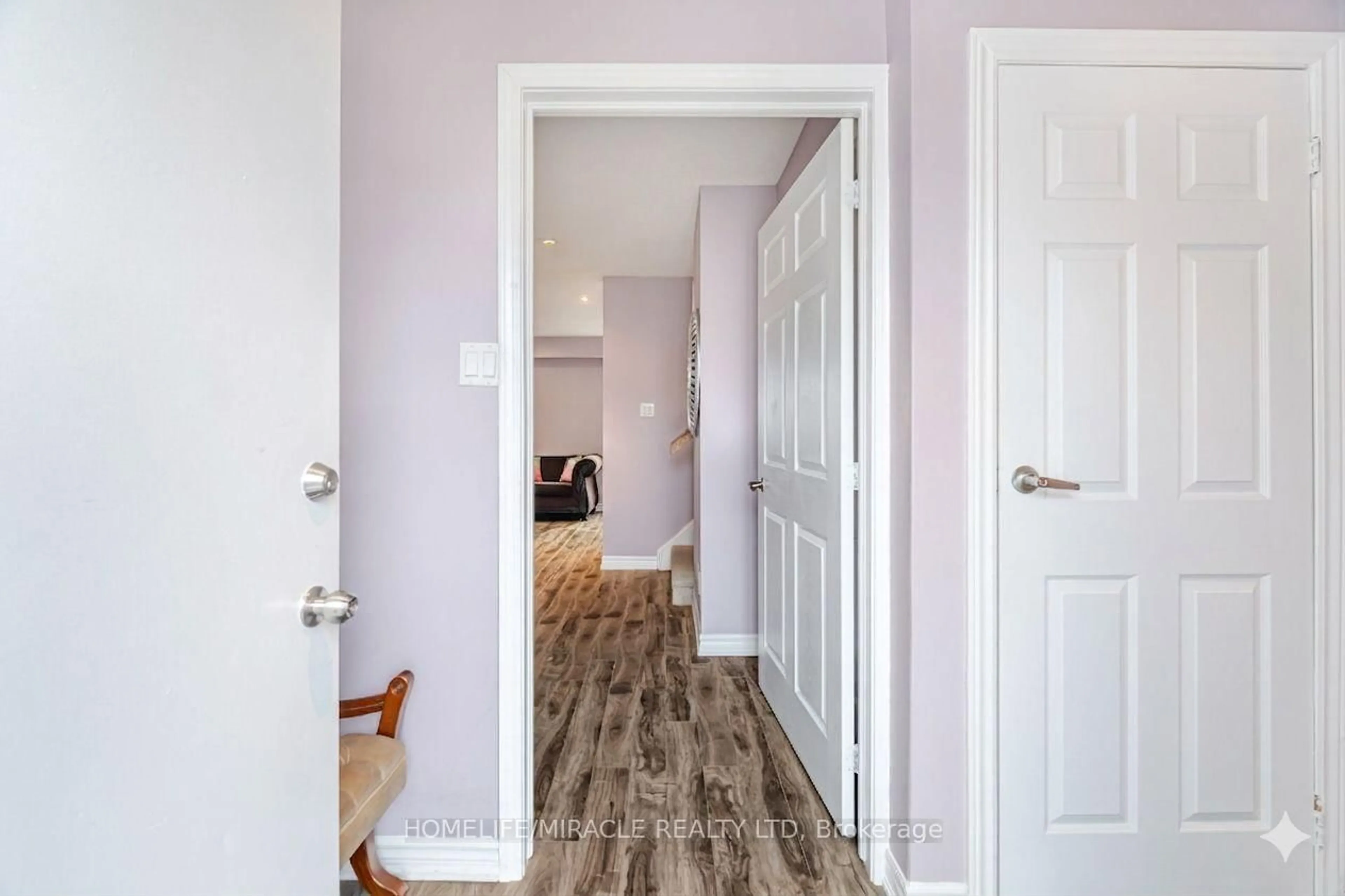 Indoor entryway for 62 Elmvale Ave, Brampton Ontario L6Z 1A5