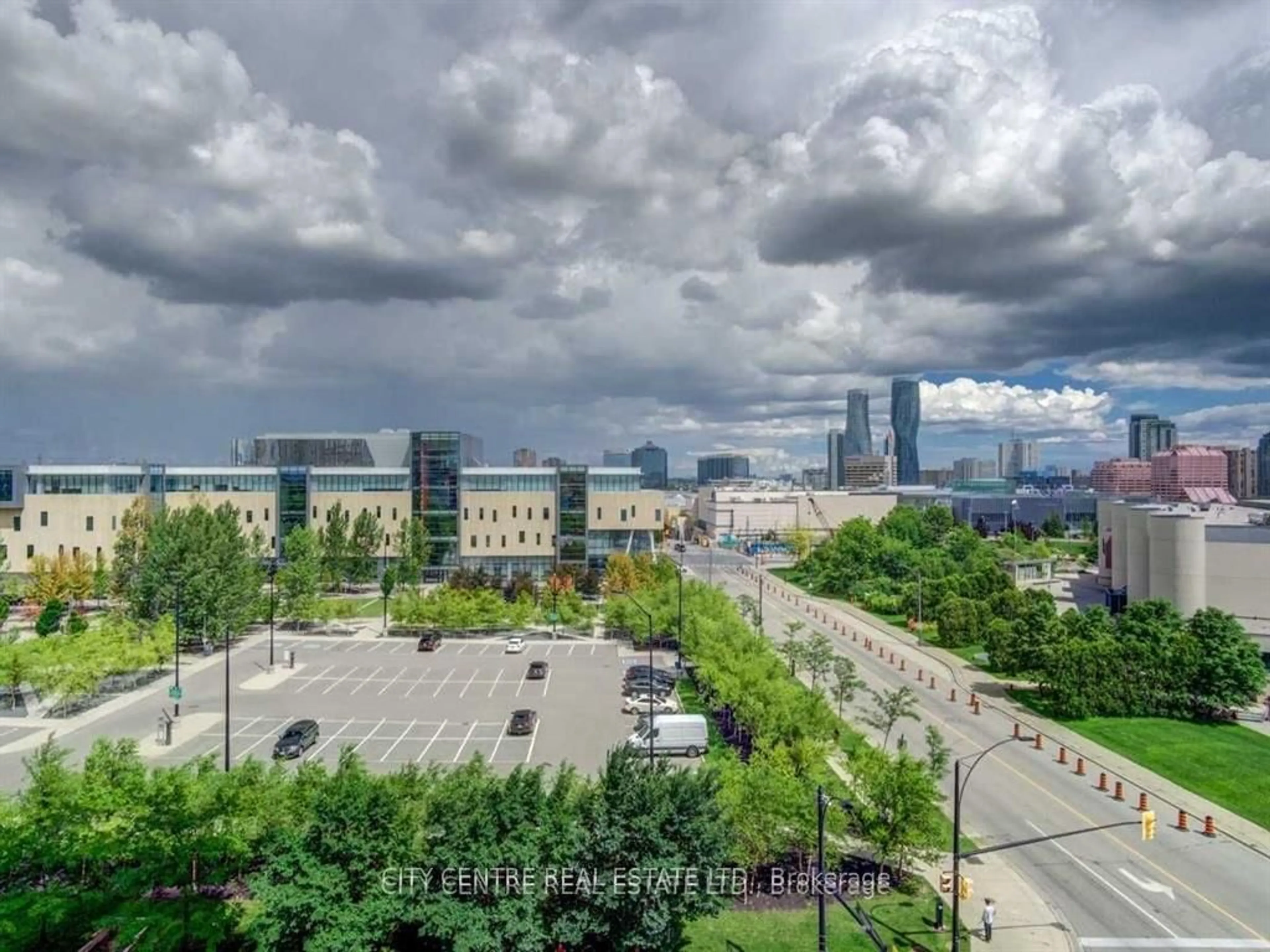 Blurry image for 365 Prince Of Wales Dr #601, Mississauga Ontario L5B 0G6