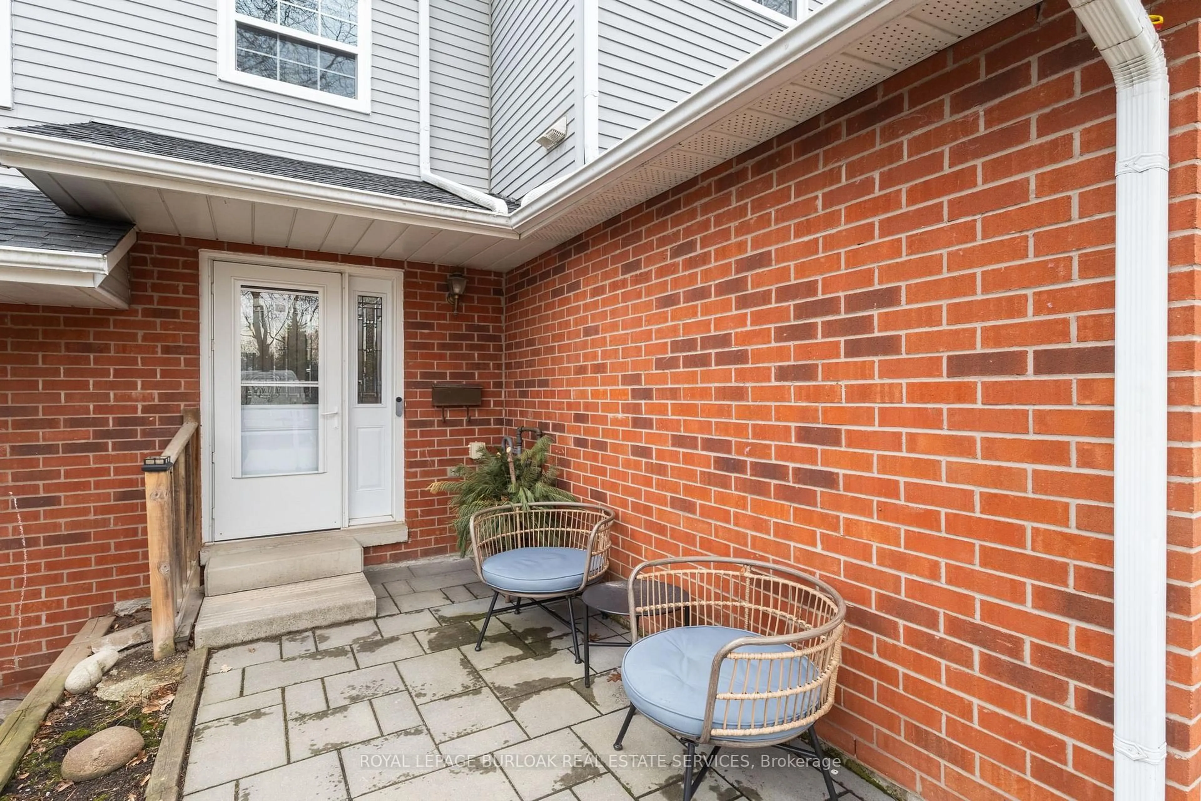 Patio, street for 2065 Amherst Heights Crt #43, Burlington Ontario L7P 4S1