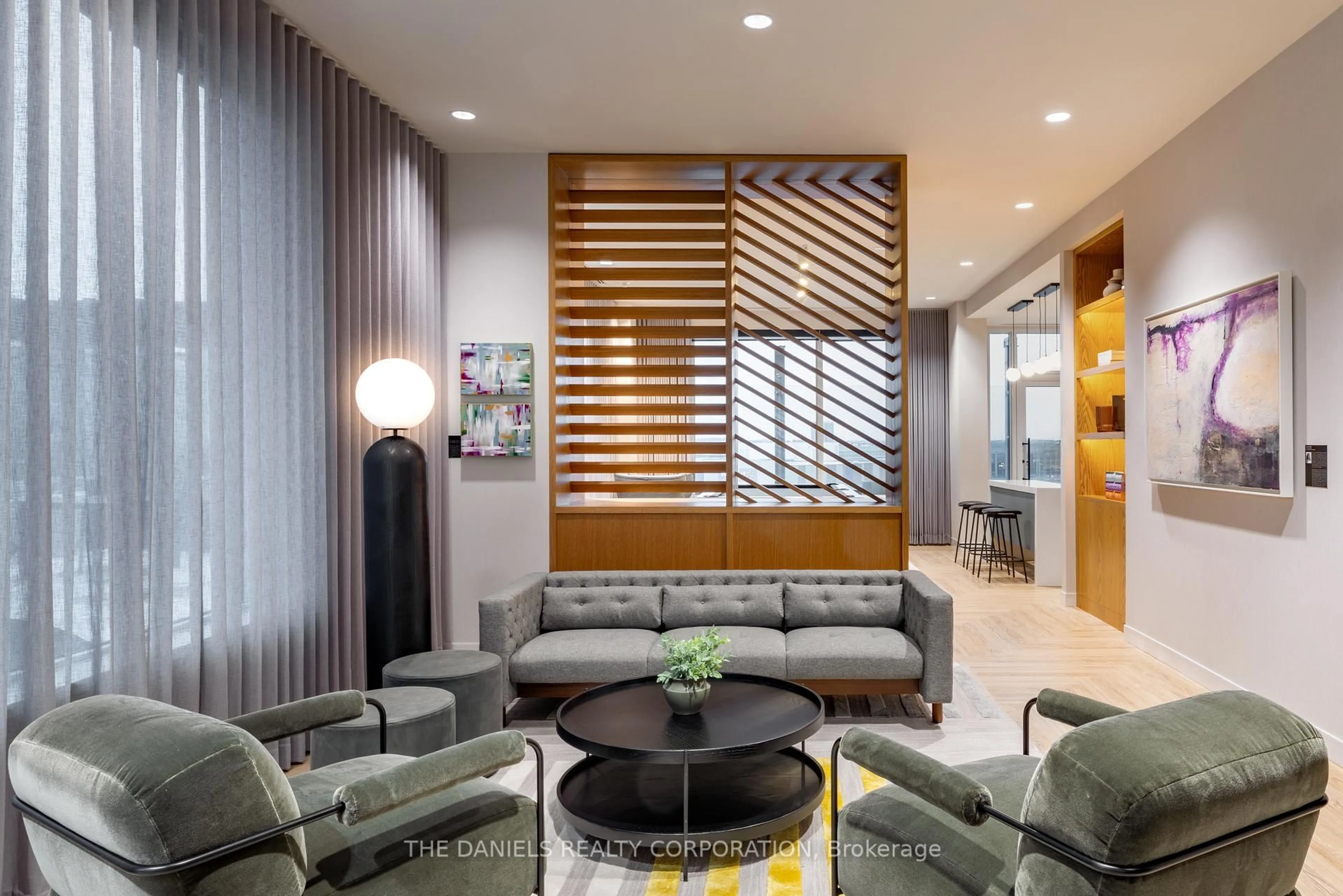 Lobby for 2495 Eglinton Ave #506, Mississauga Ontario L5M 2T2