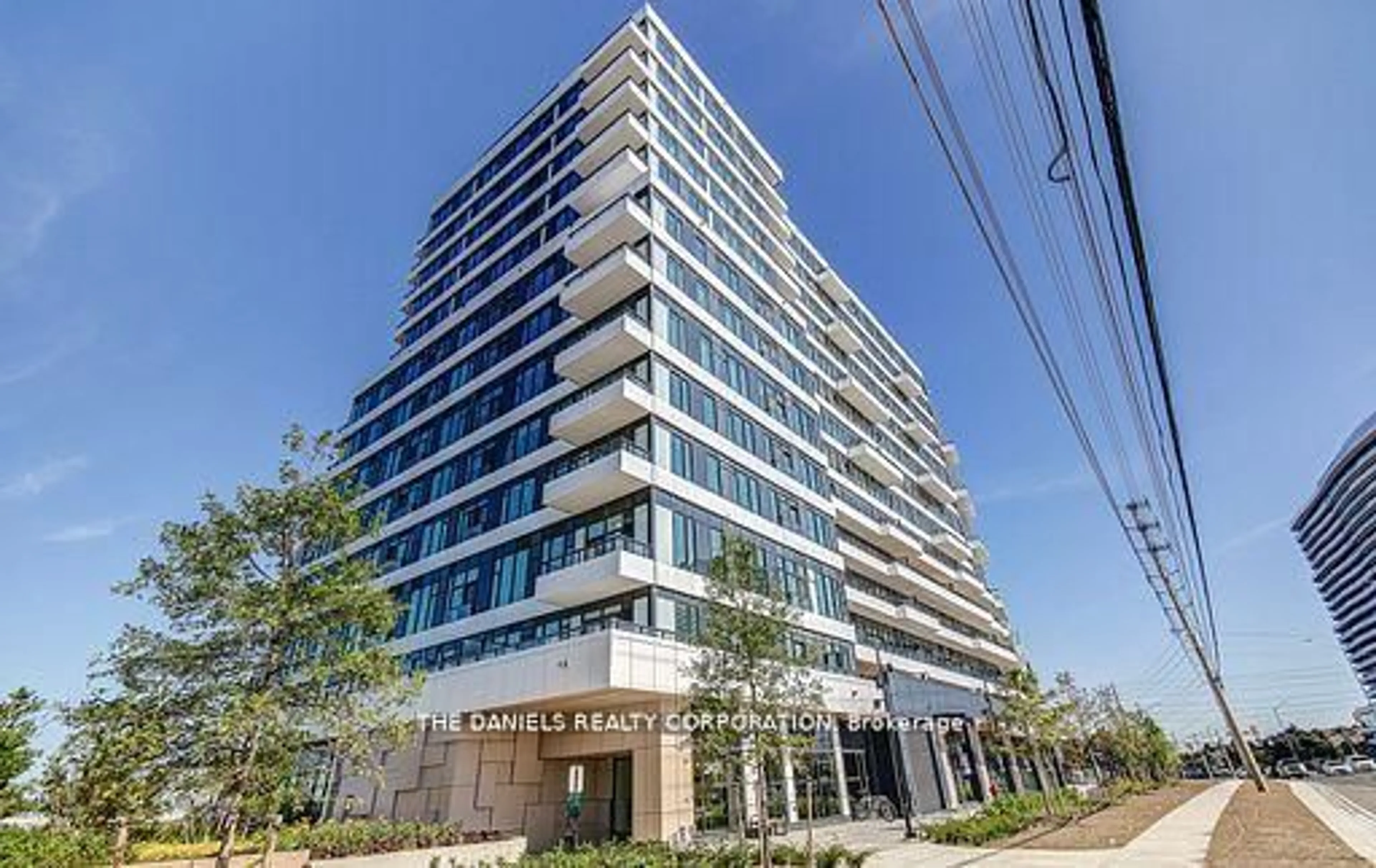 Indoor foyer for 2485 Eglinton Ave #1314, Mississauga Ontario L5M 2T1