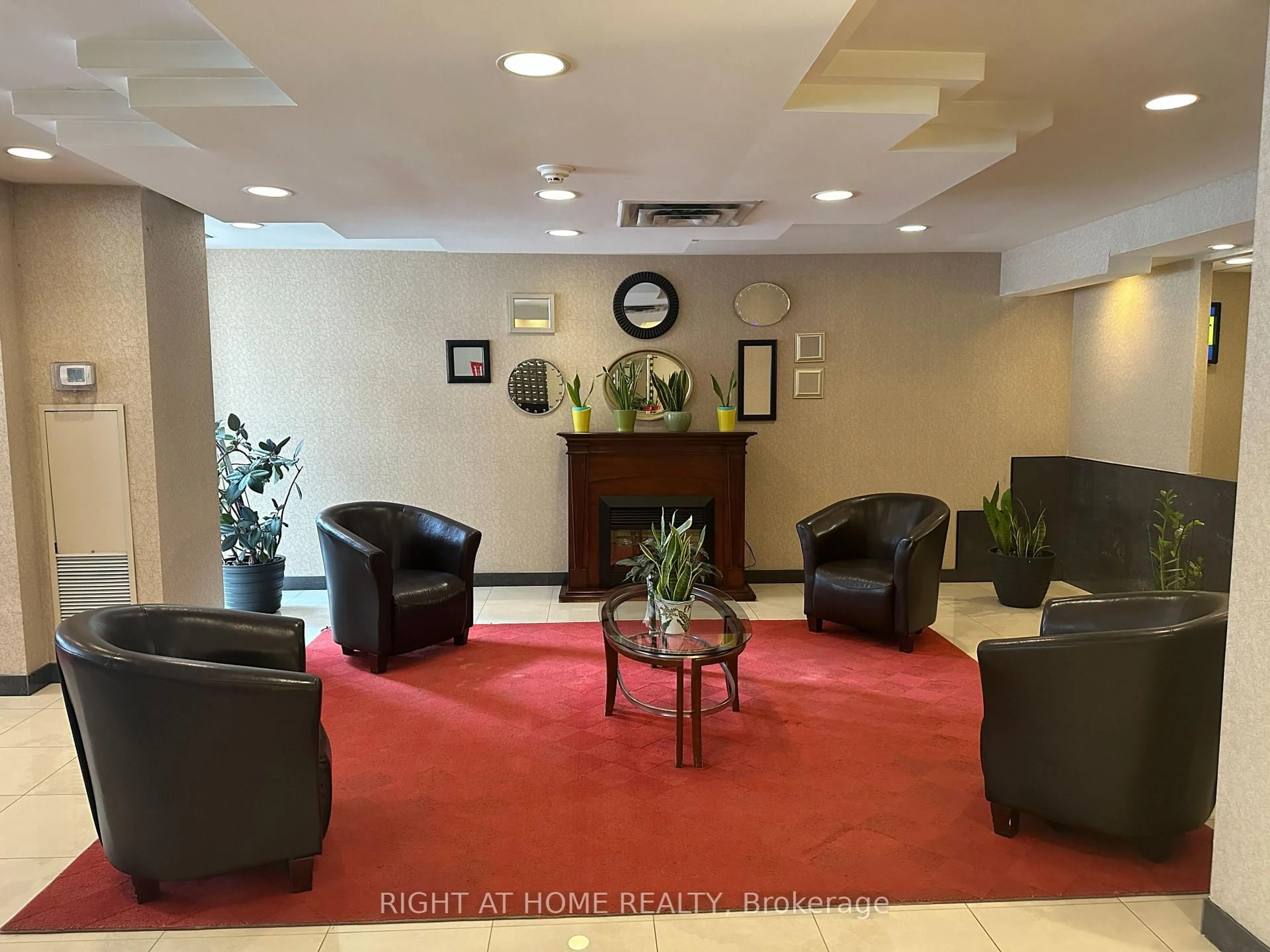 Lobby for 300 Webb Dr #1406, Mississauga Ontario L5B 3W3