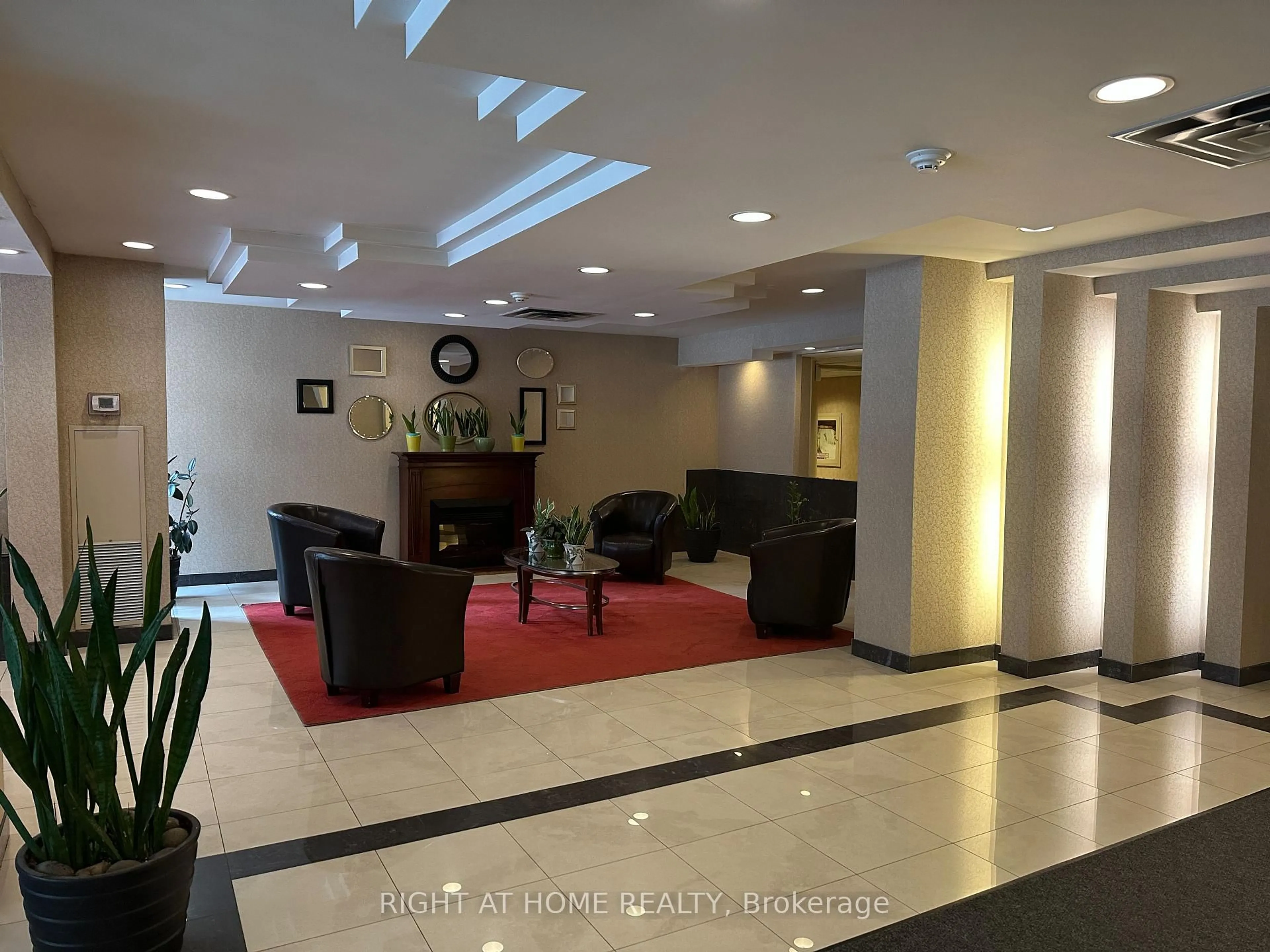 Lobby for 300 Webb Dr #1406, Mississauga Ontario L5B 3W3