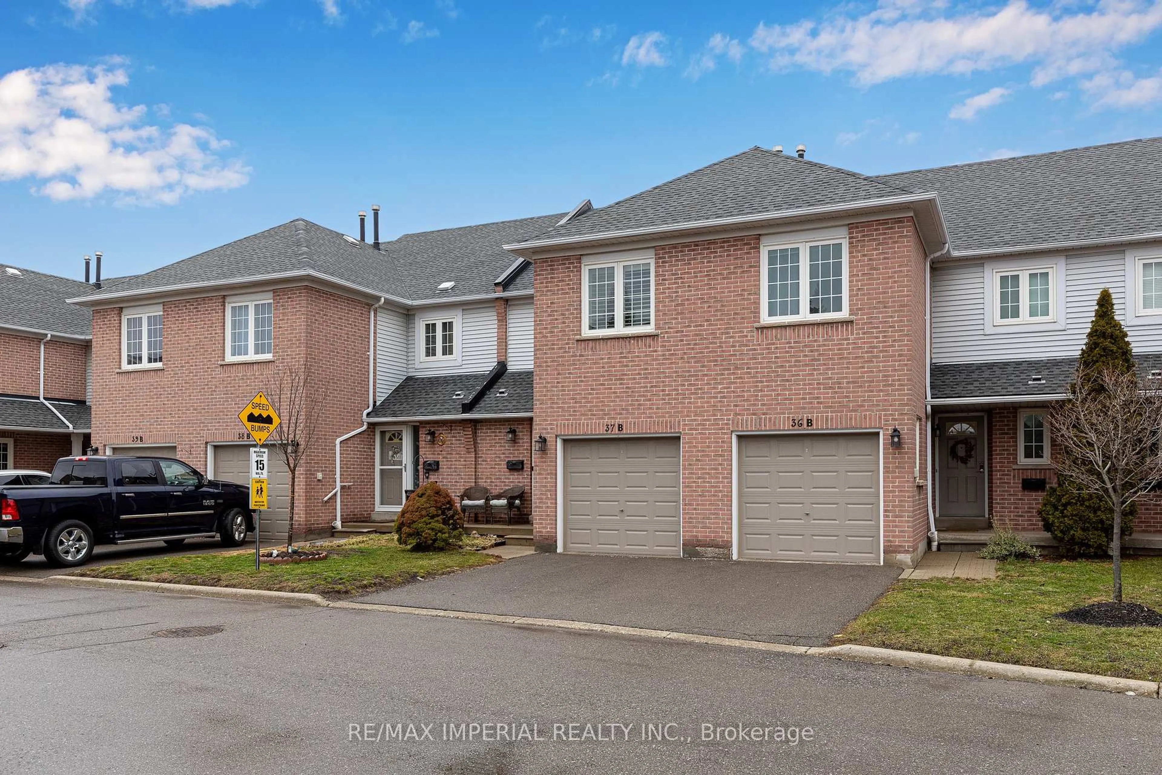 Unknown for 5305 Glen Erin Dr #37B, Mississauga Ontario L5M 5N7