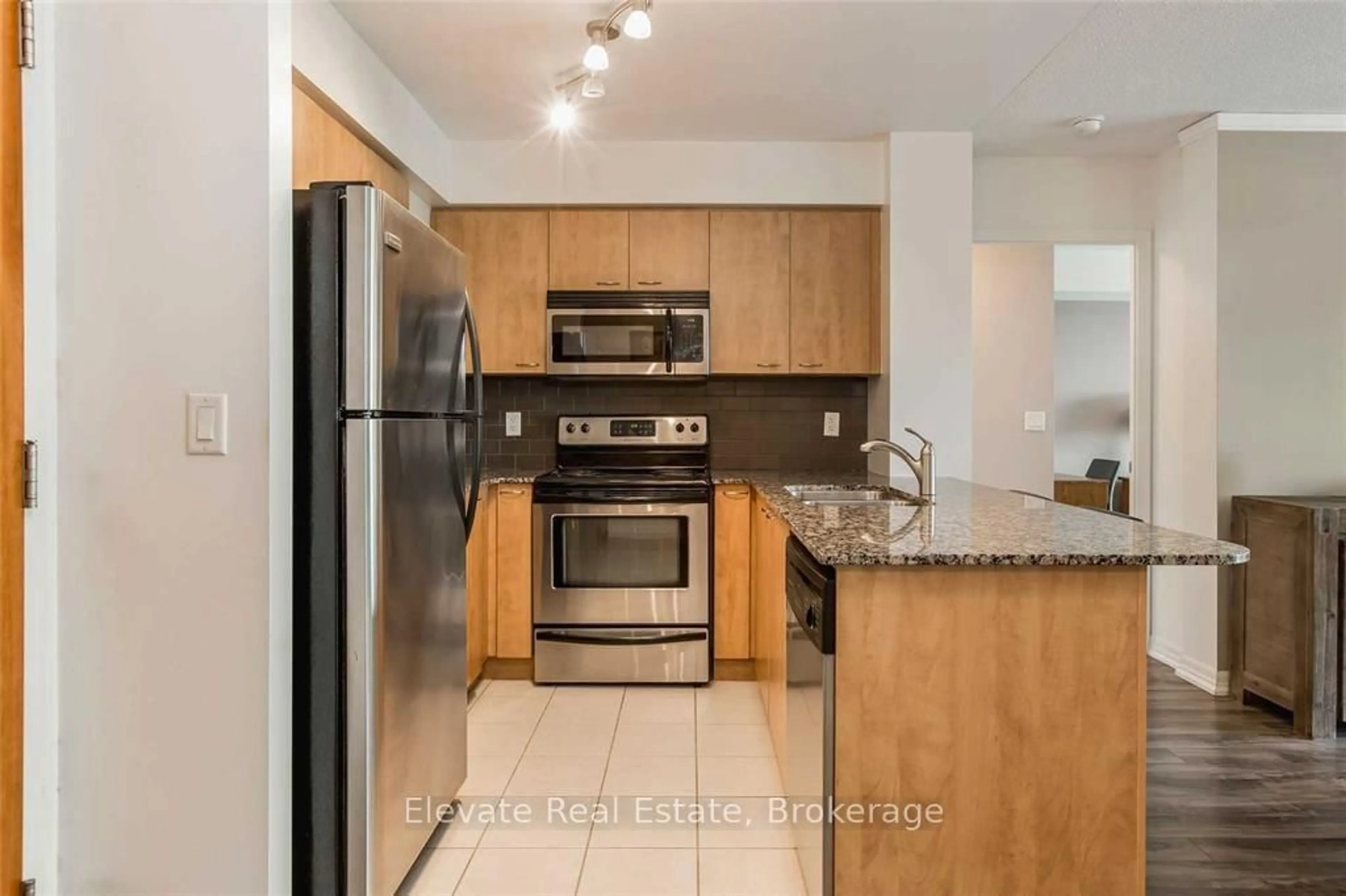 Standard kitchen, unknown for 1403 Royal York Rd #1009, Toronto Ontario M9P 0A1