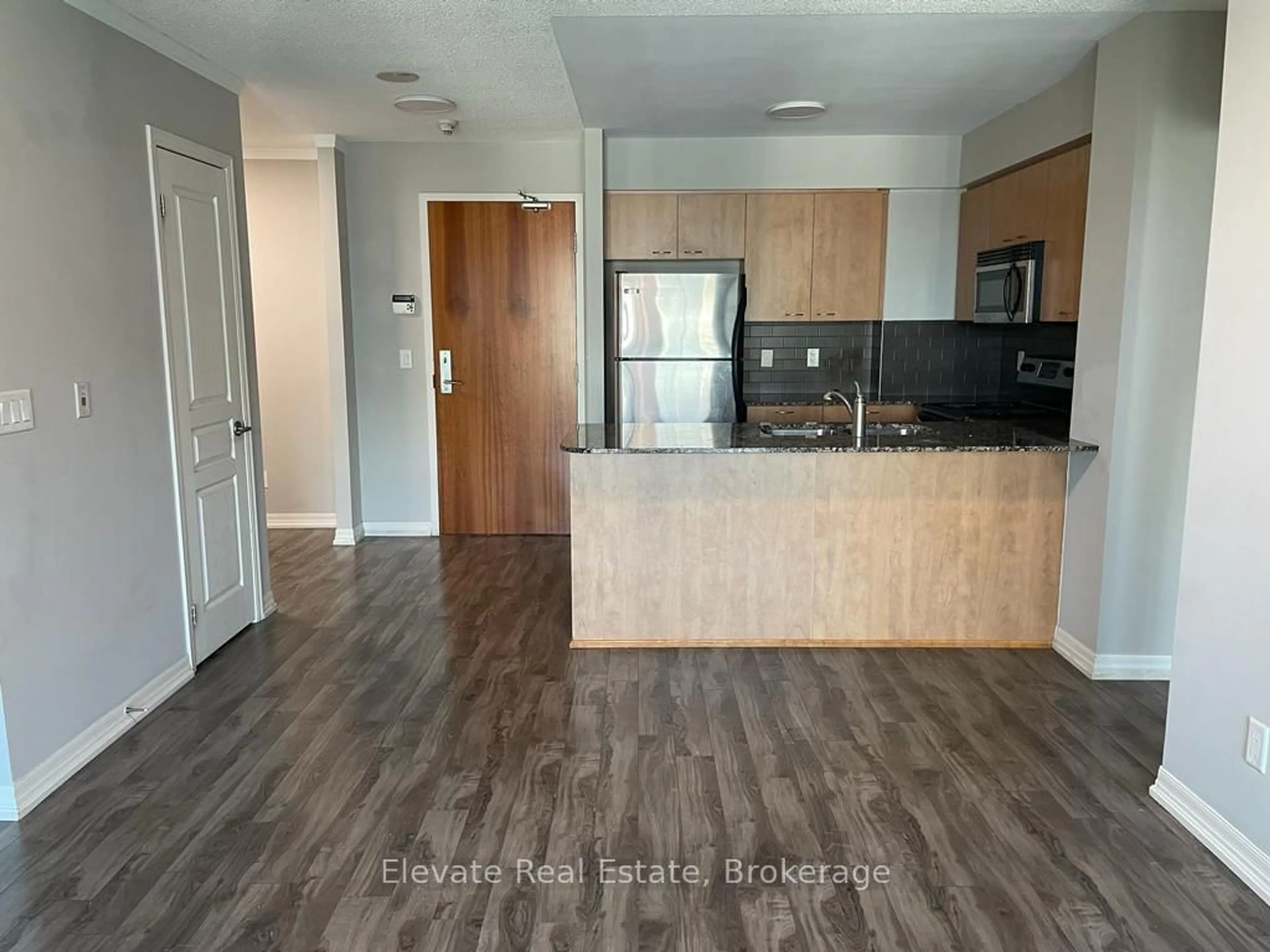 Unknown for 1403 Royal York Rd #1009, Toronto Ontario M9P 0A1