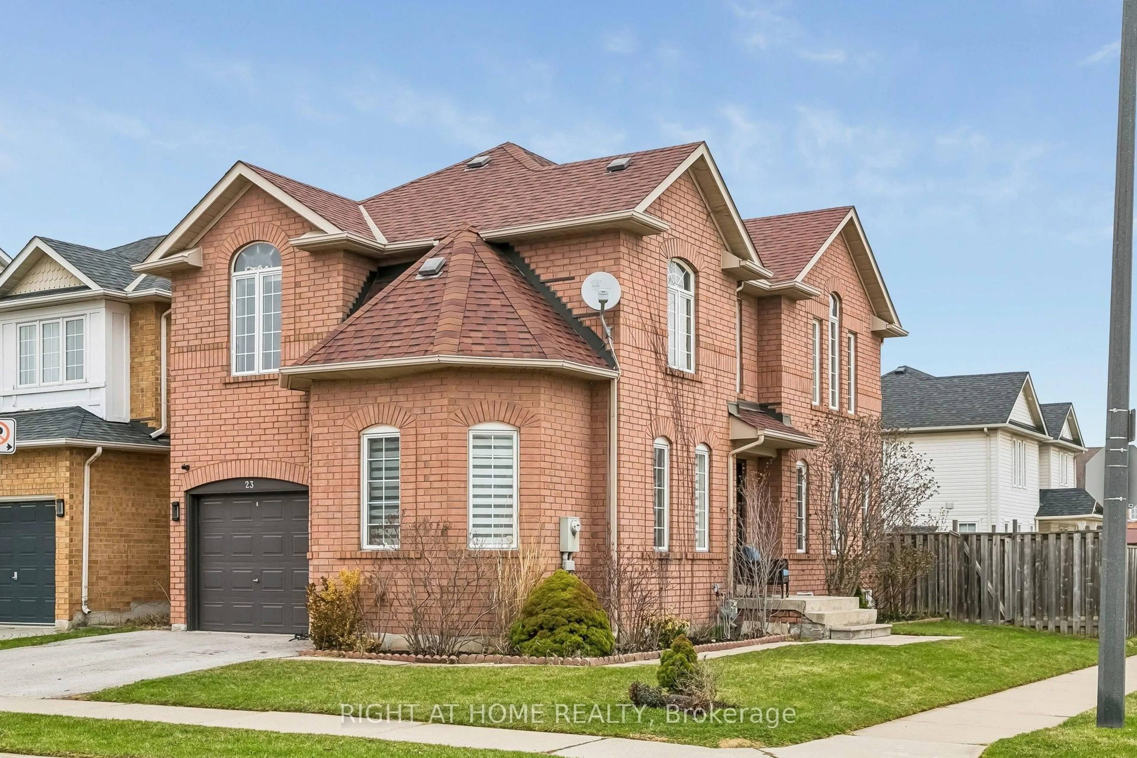 Home with brick exterior material, street for 23 Coates Dr, Milton Ontario L9T 5R4