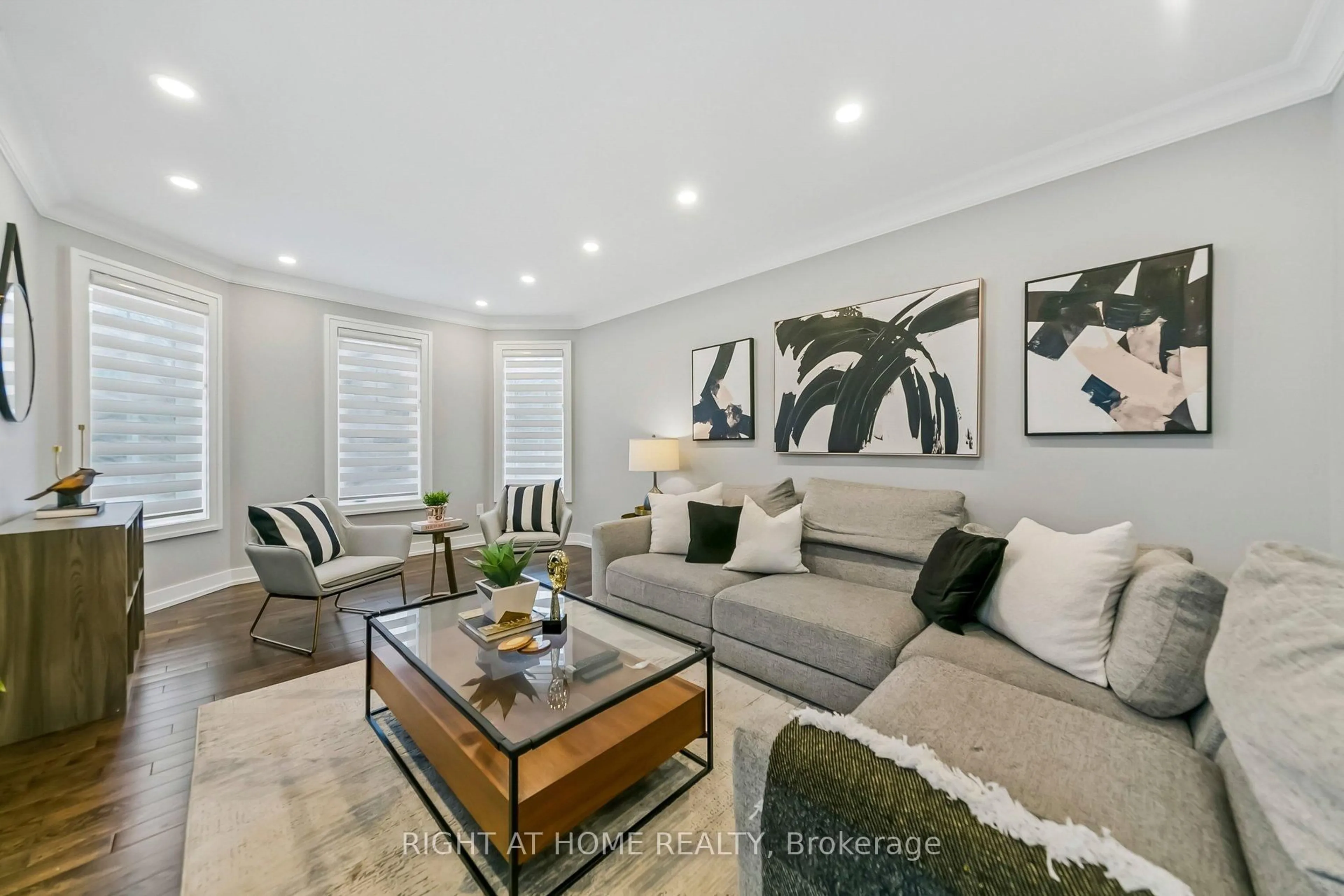 Living room with furniture, unknown for 23 Coates Dr, Milton Ontario L9T 5R4