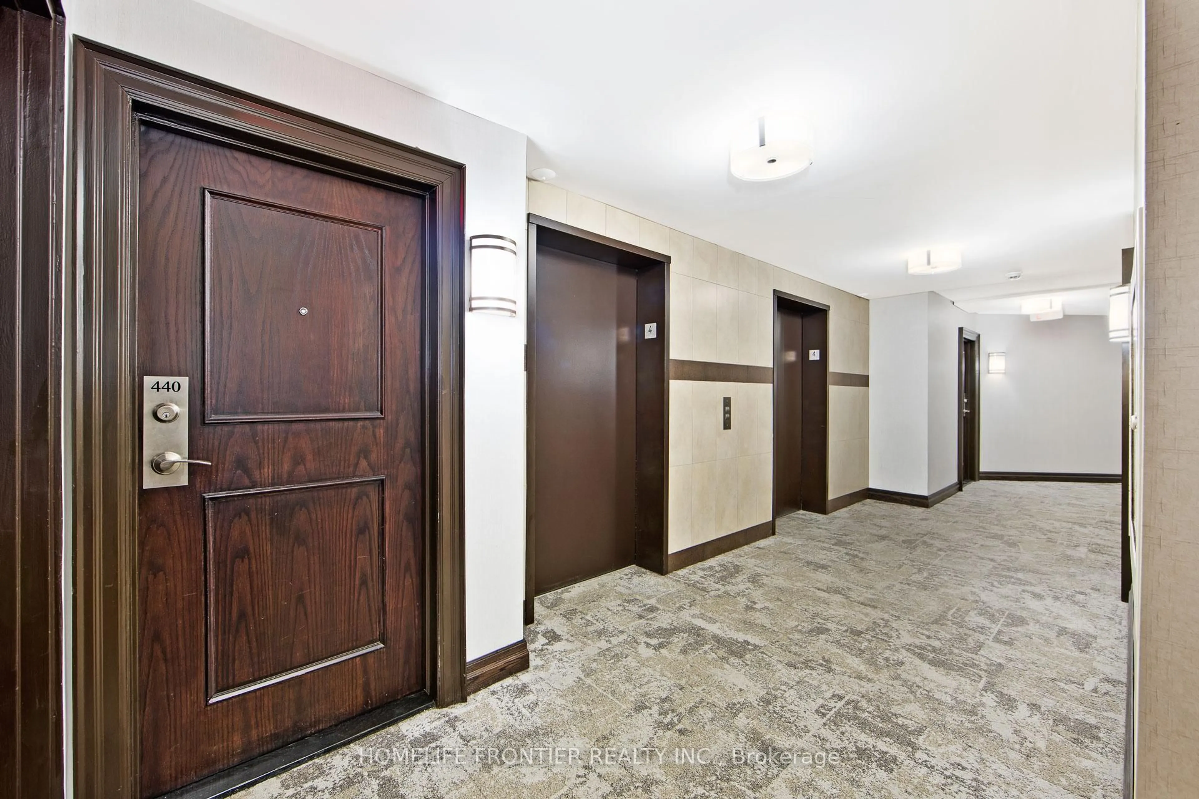 Indoor foyer for 22 Southport St #440, Toronto Ontario M6S 4Y9