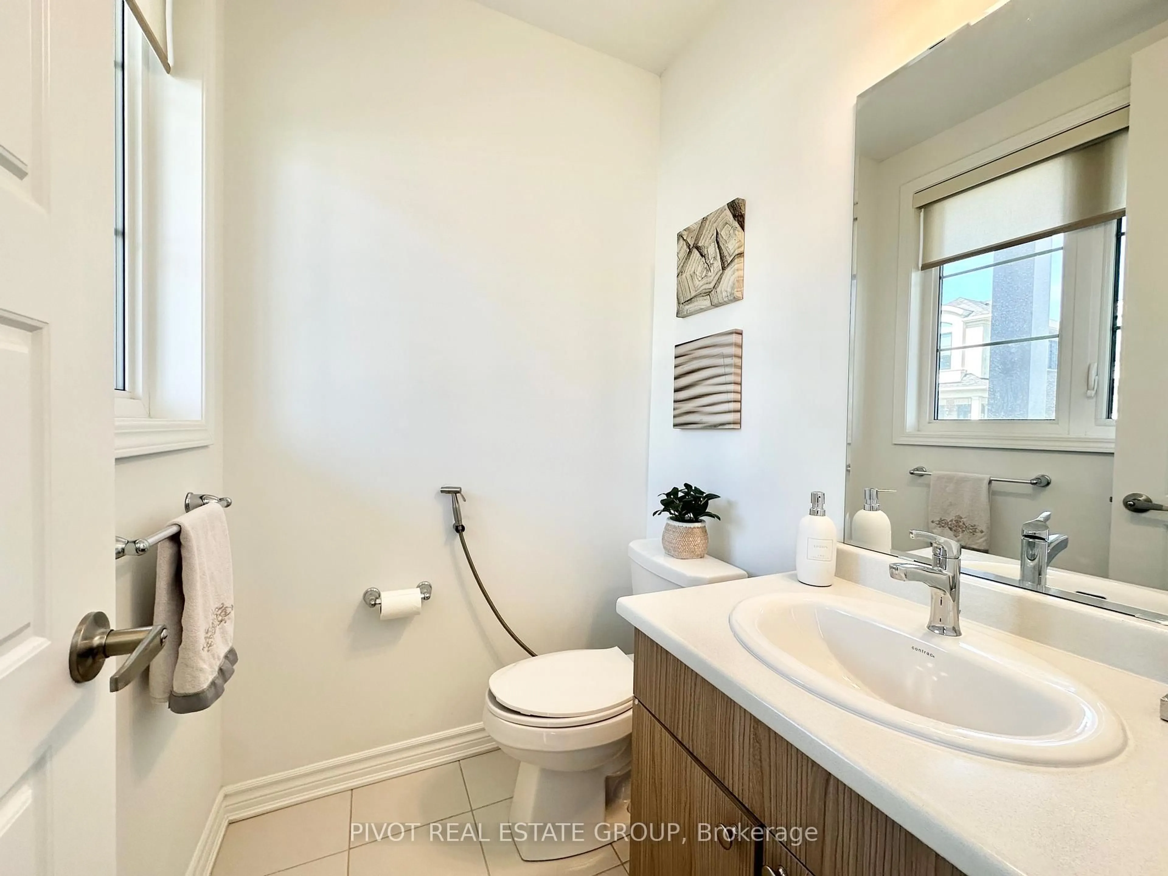 Unknown for 1226 Muskoka Hts, Milton Ontario L9E 1Y6