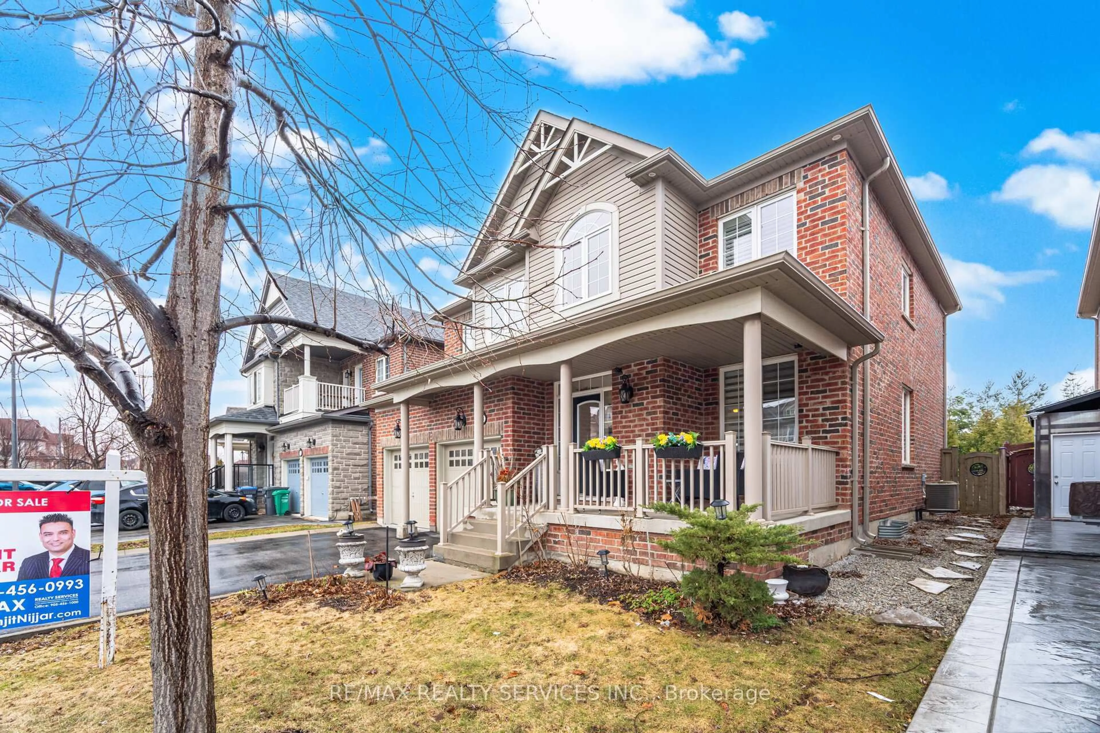 Home with brick exterior material, street for 23 Twistleton St, Caledon Ontario L7C 3V9