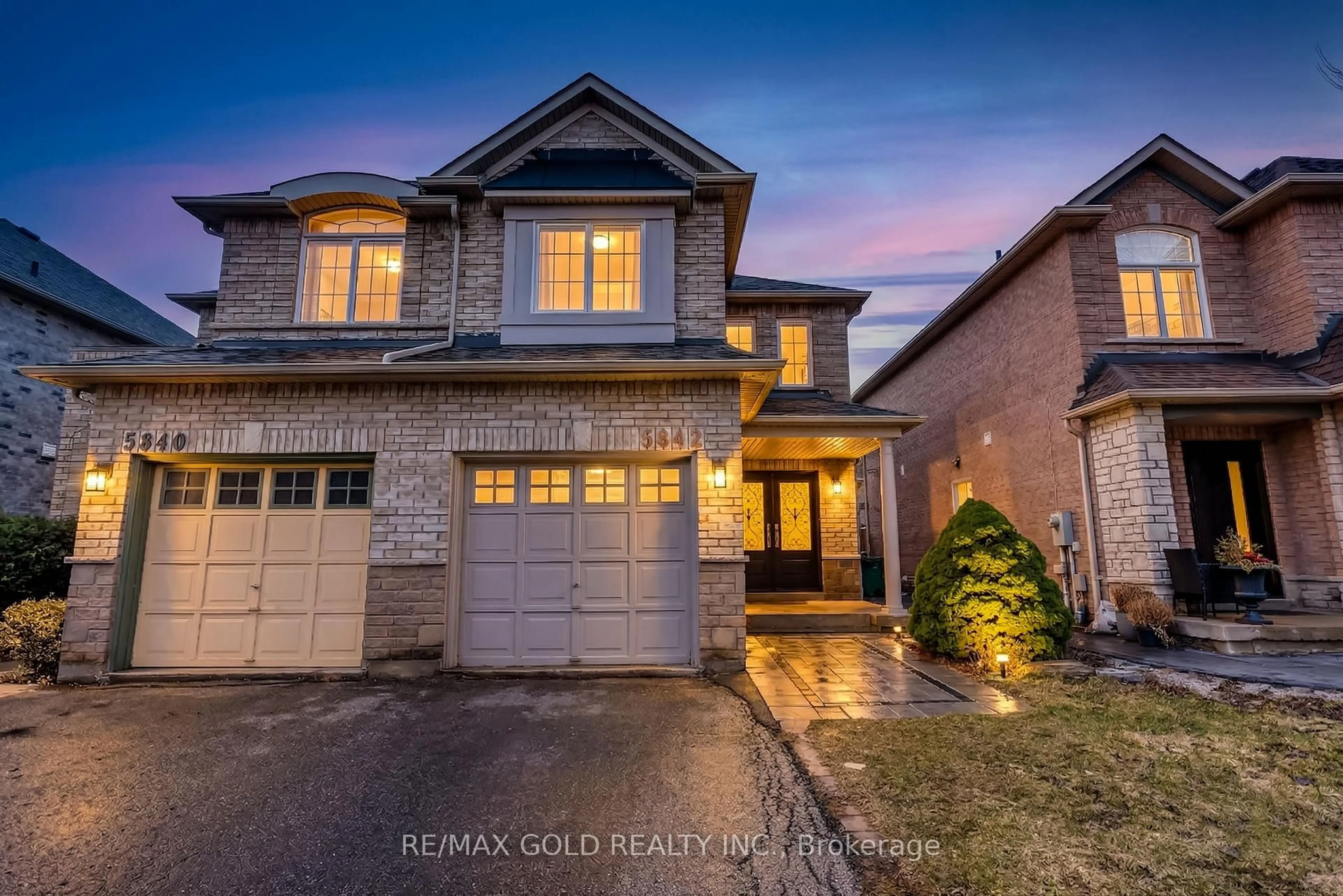 Home with brick exterior material, street for 5842 Questman Hllw, Mississauga Ontario L5M 6P3