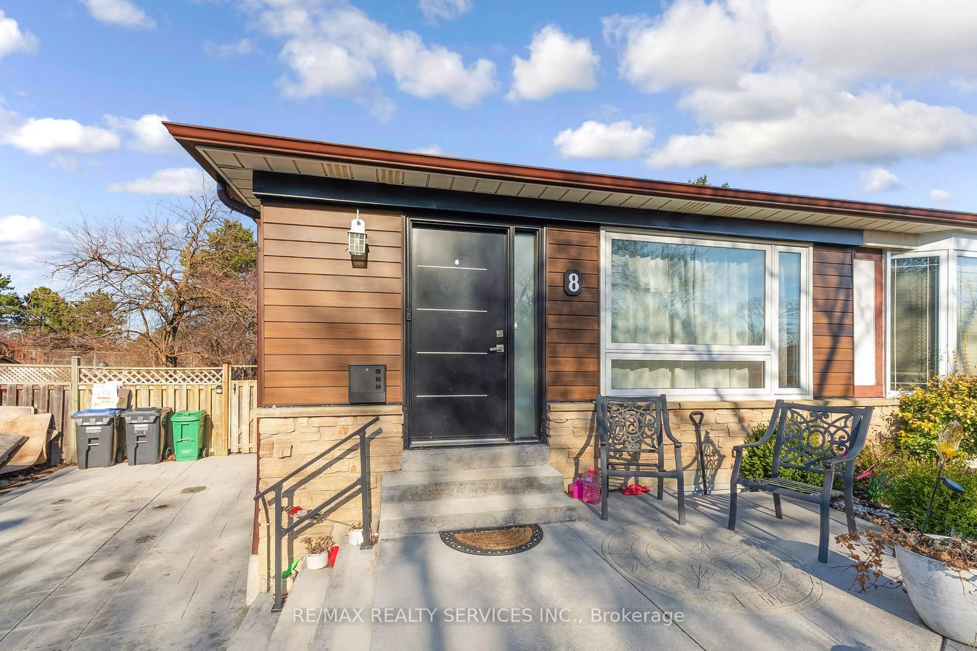 Home with brick exterior material, street for 8 Chipwood Cres, Brampton Ontario L6V 2E5