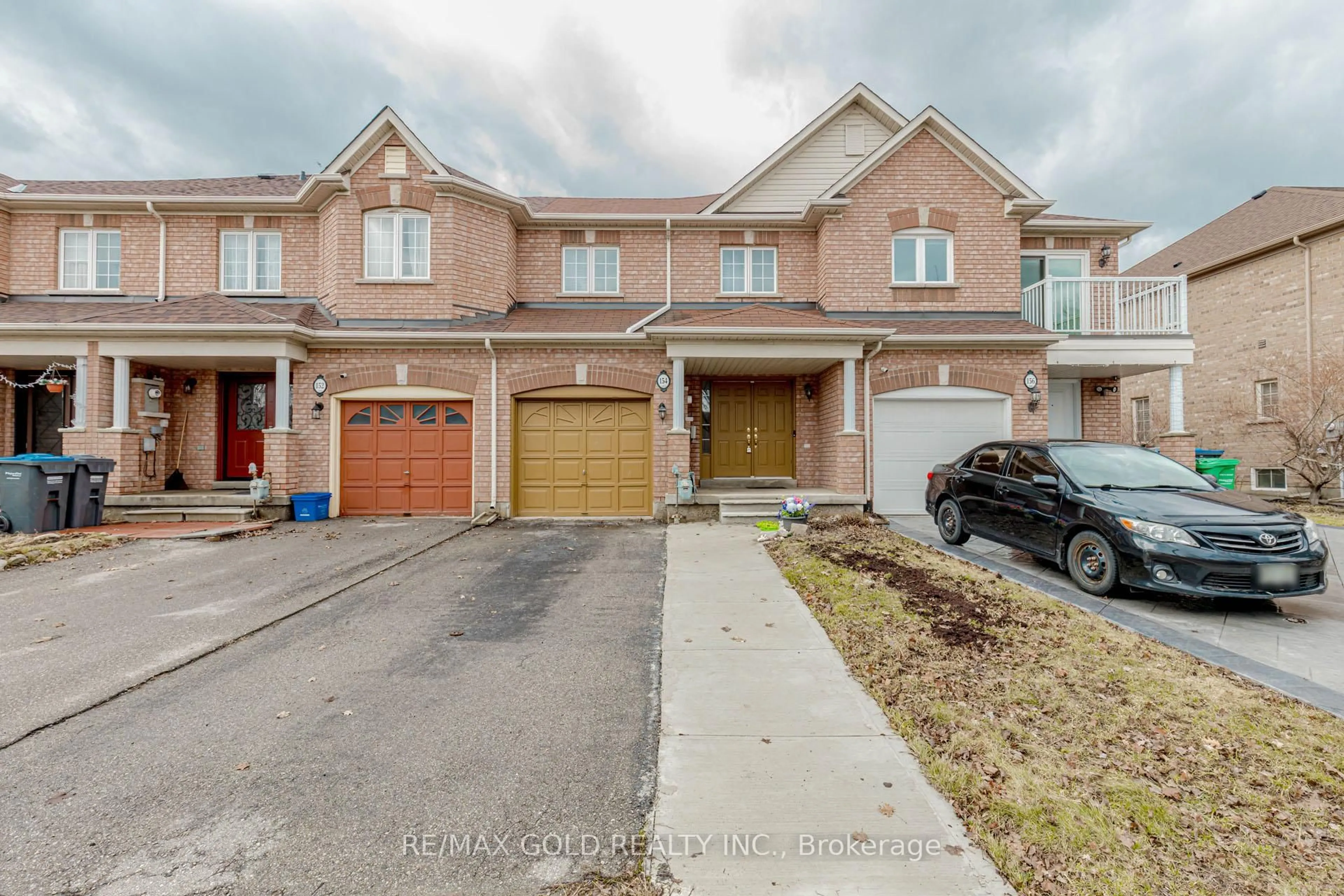 Unknown for 154 Brussels Ave, Brampton Ontario L6Z 0E1