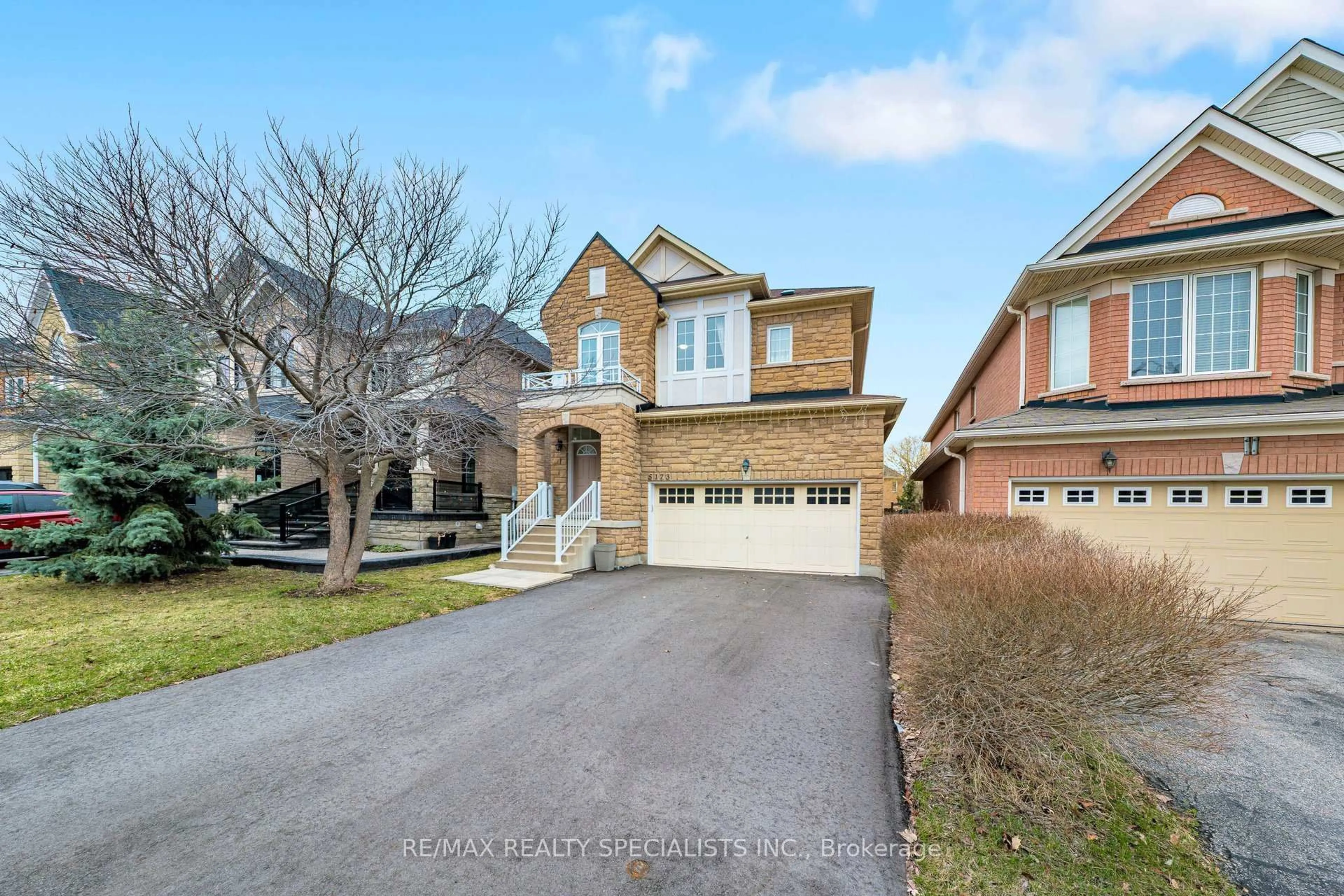 Home with brick exterior material, street for 5173 Churchill Meadows Blvd, Mississauga Ontario L5M 8B7