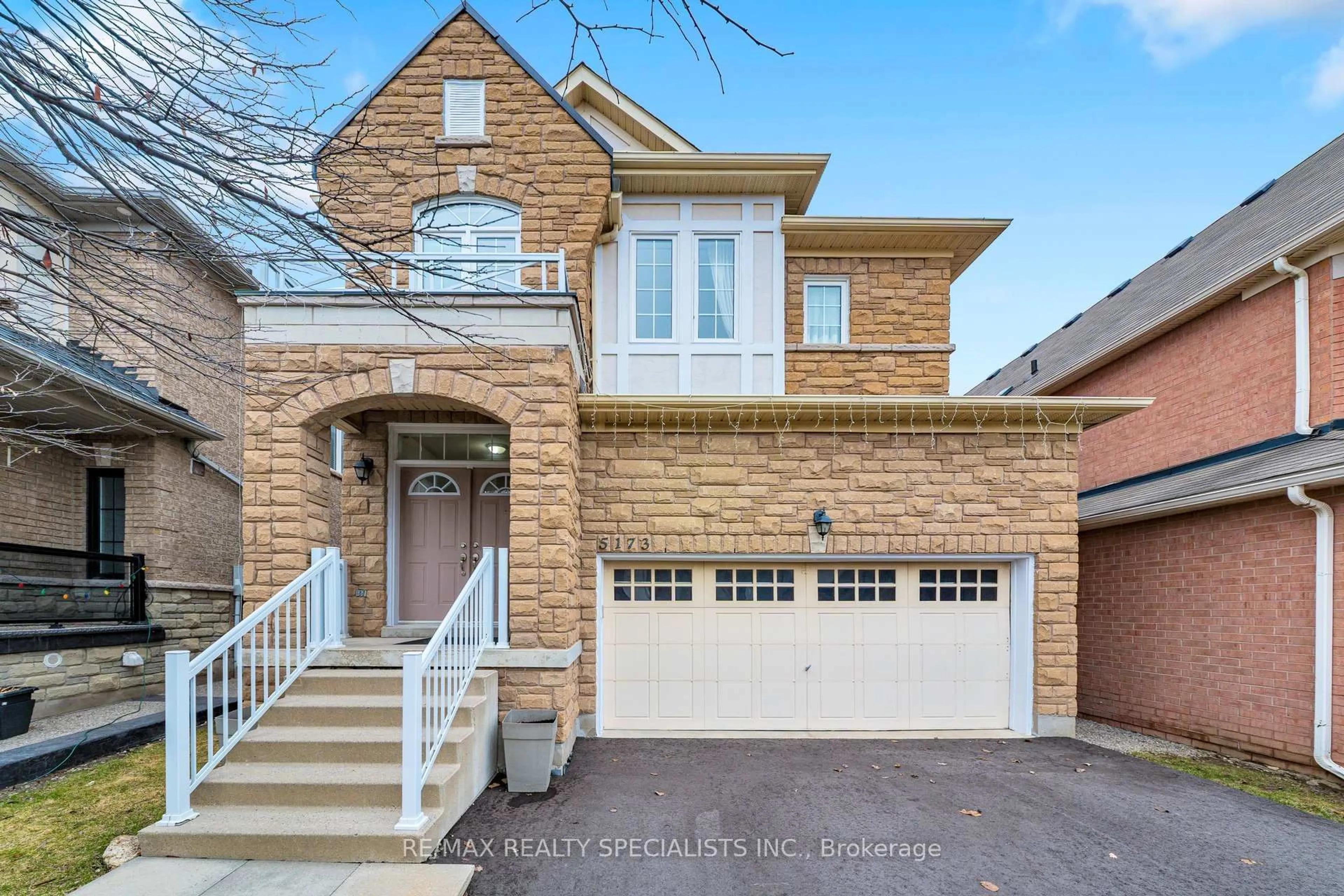 Home with brick exterior material, street for 5173 Churchill Meadows Blvd, Mississauga Ontario L5M 8B7