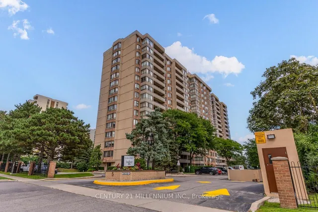 5 Lisa St #604, Brampton 3