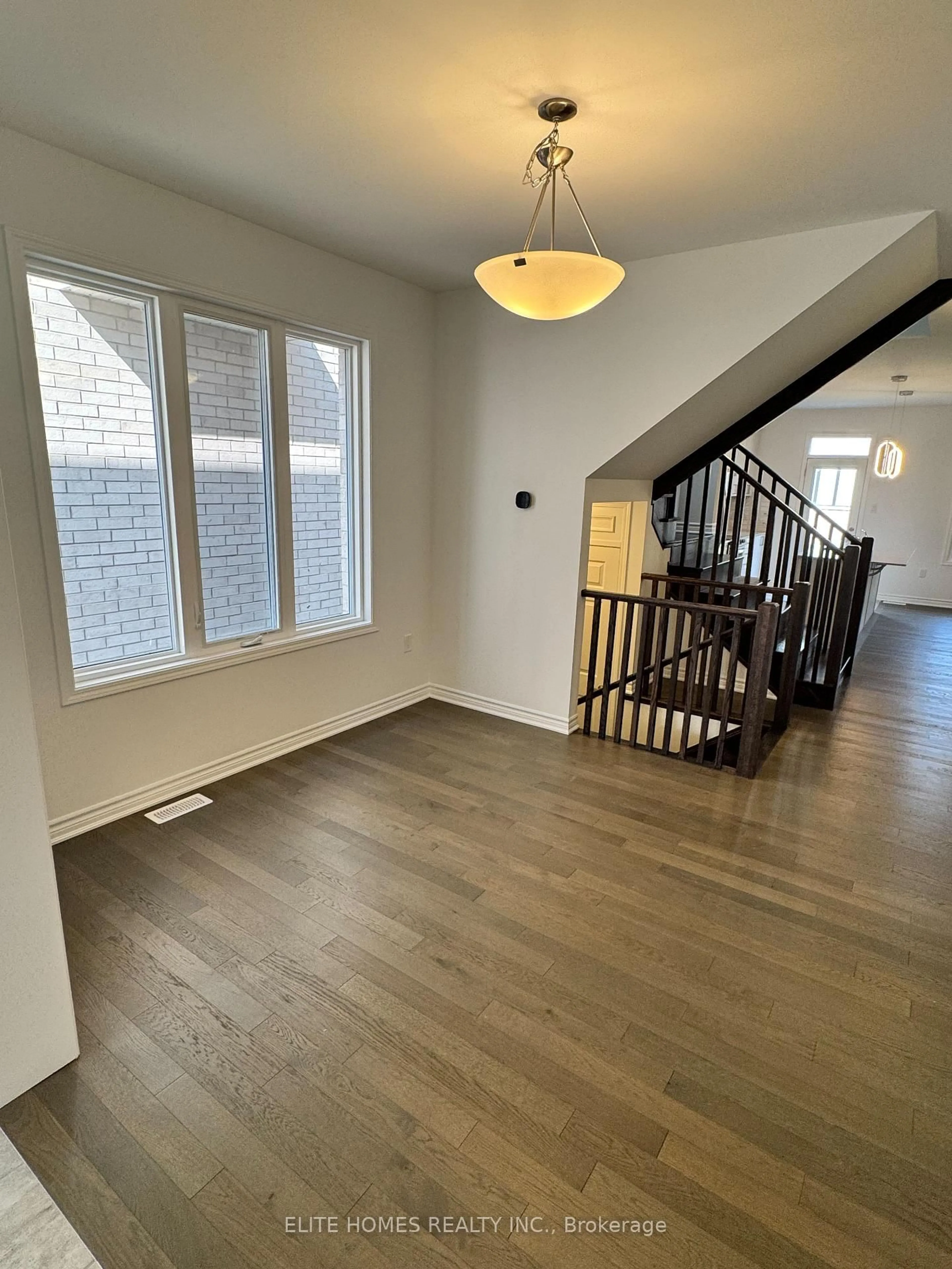 A pic of a room for 277 Marigold Crt, Milton Ontario L9T 2X5