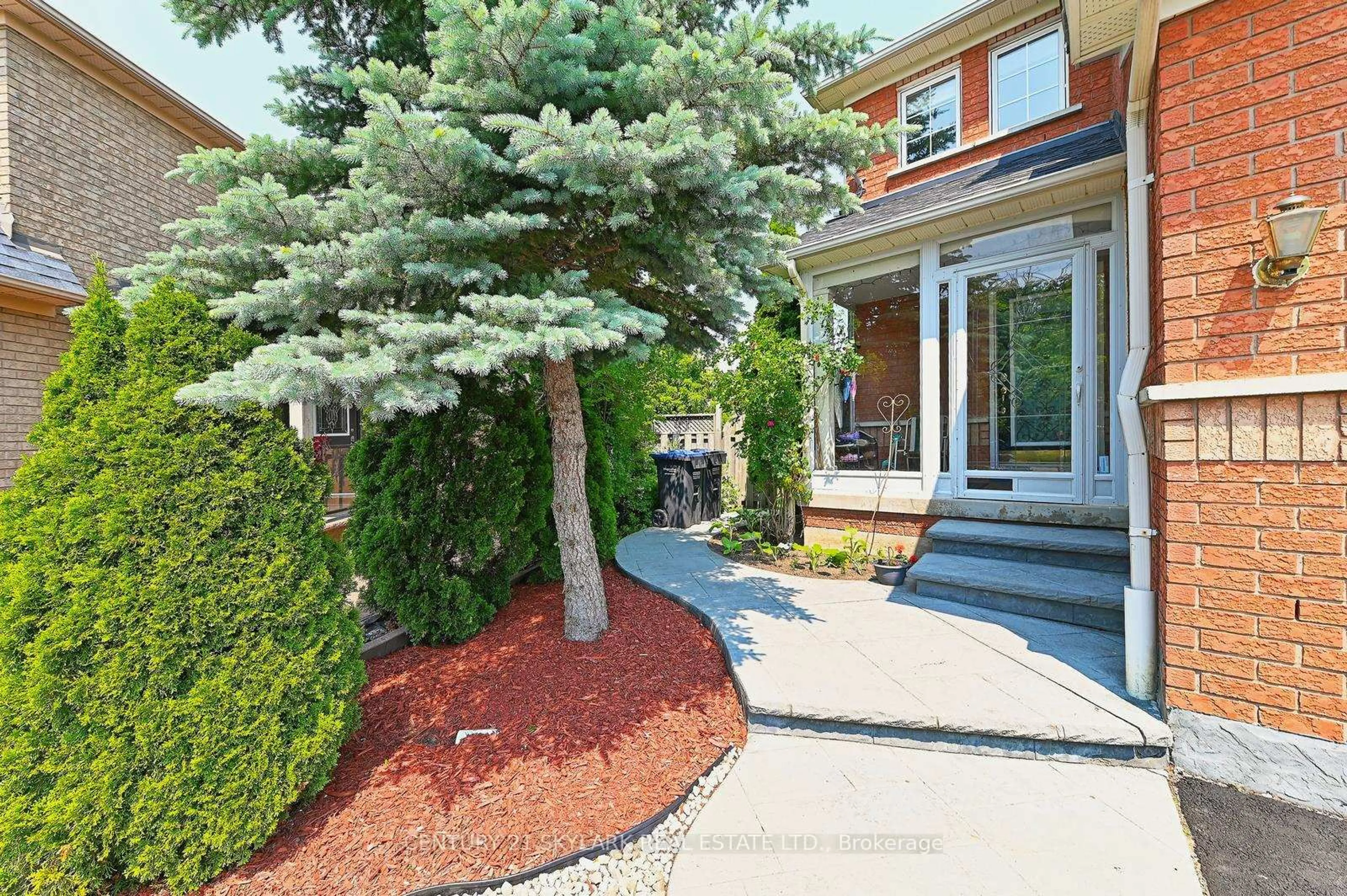Home with brick exterior material, street for 31 Todmorden Dr, Brampton Ontario L7A 1M7