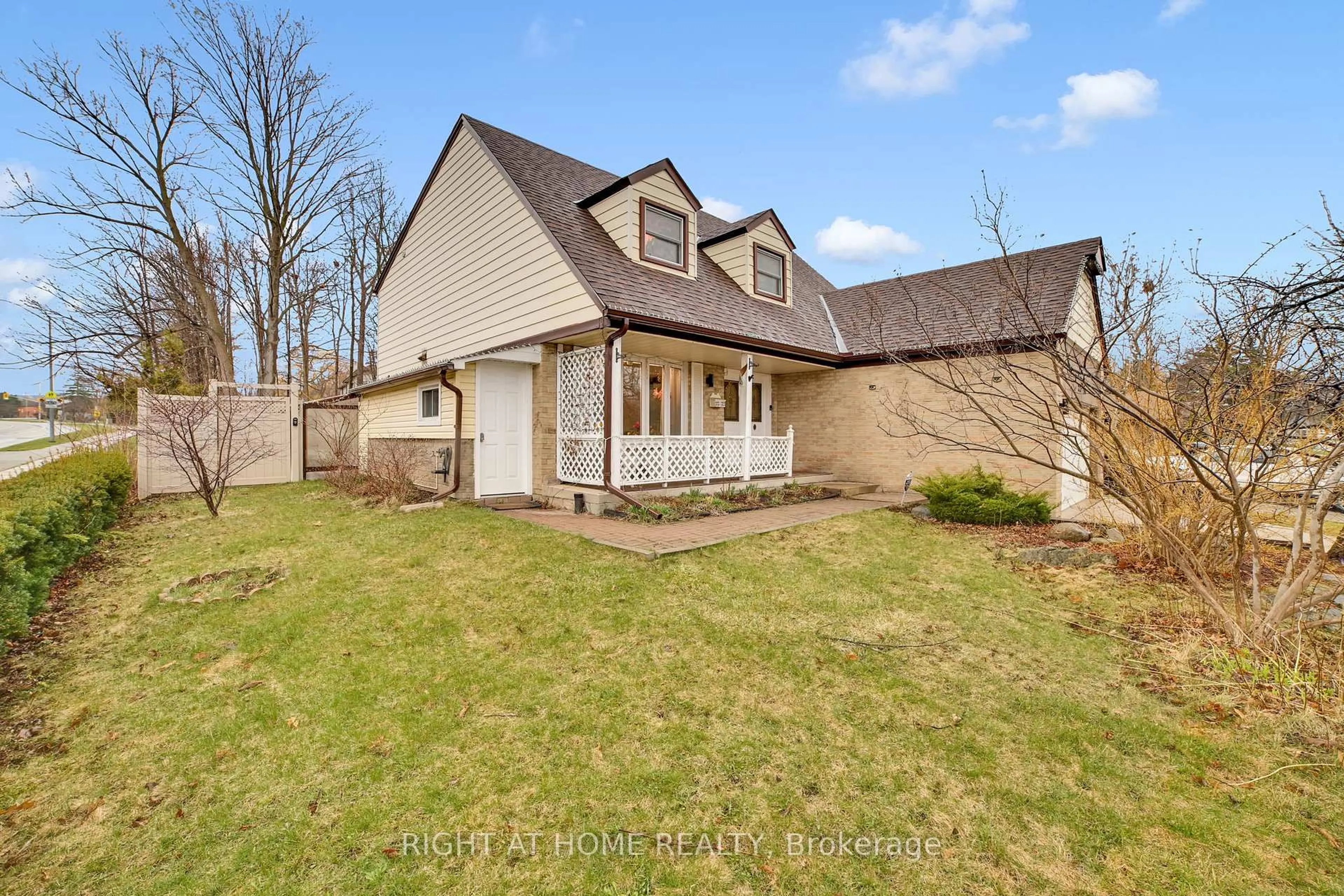 Unknown for 2298 Cavendish Dr, Burlington Ontario L7P 3L7