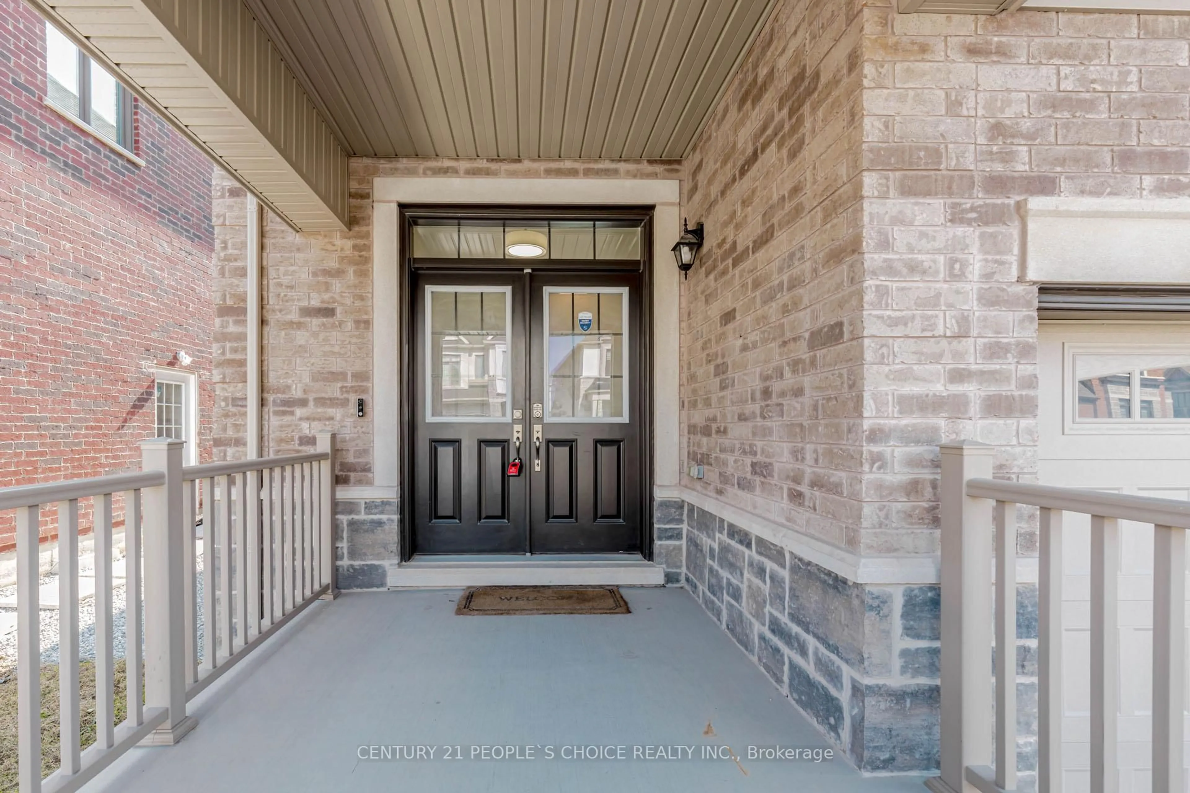 Indoor entryway for 1462 Kitchen Crt, Milton Ontario L9E 1Y8