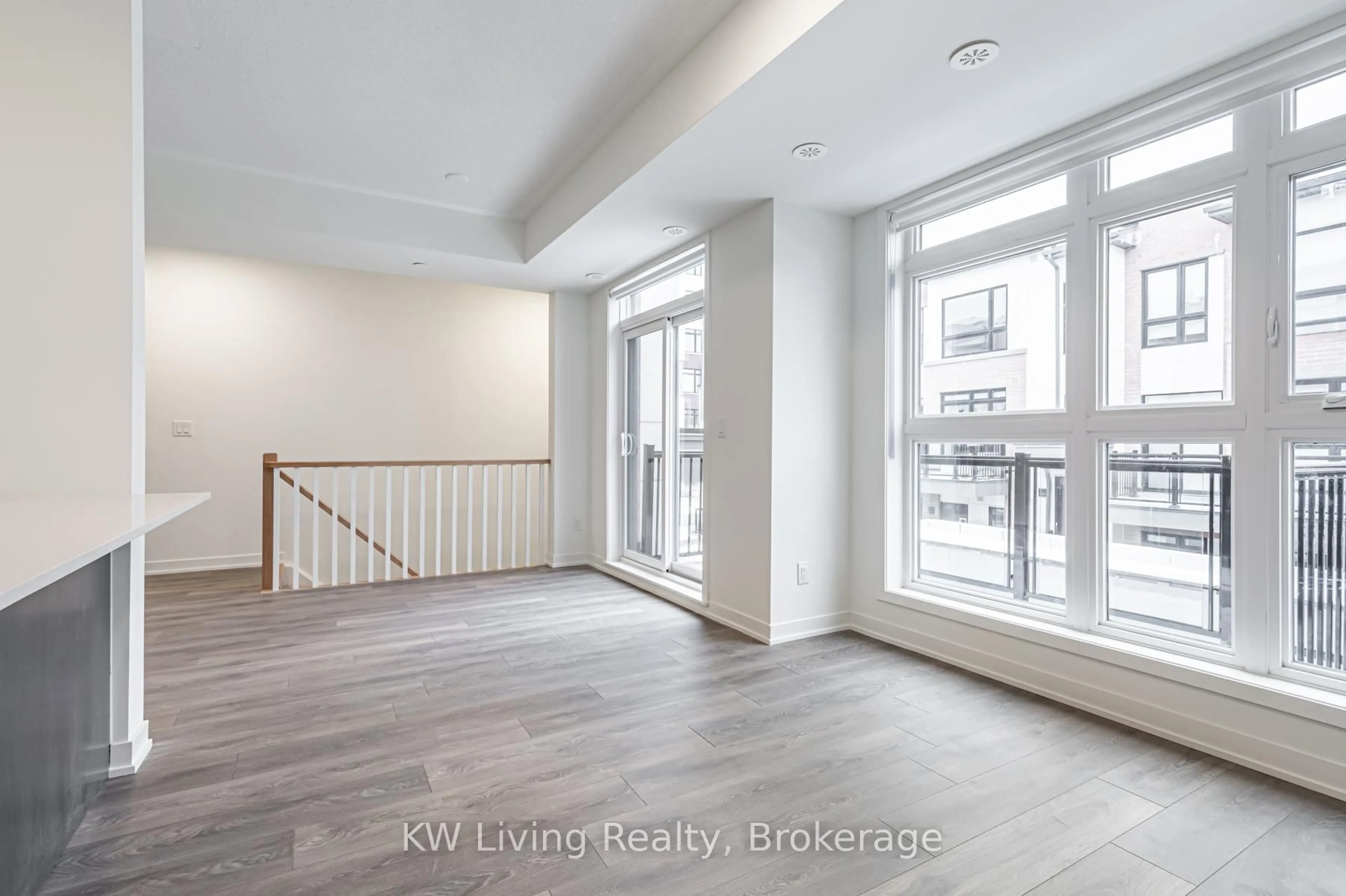 Unknown for 145 Canon Jackson Dr #210, Toronto Ontario M6M 0E1