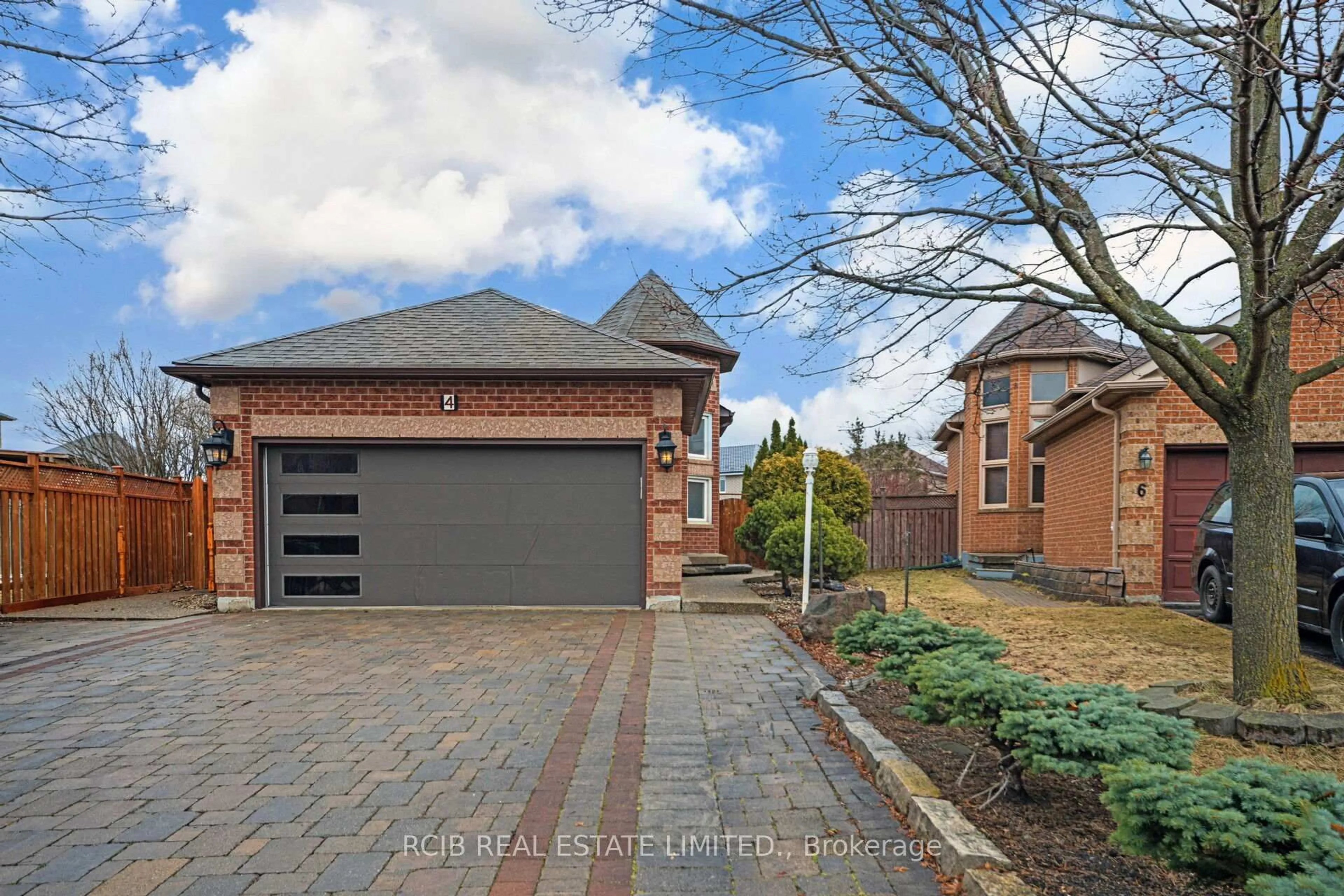 Home with brick exterior material, street for 4 Carabram Crt, Brampton Ontario L6X 4M3