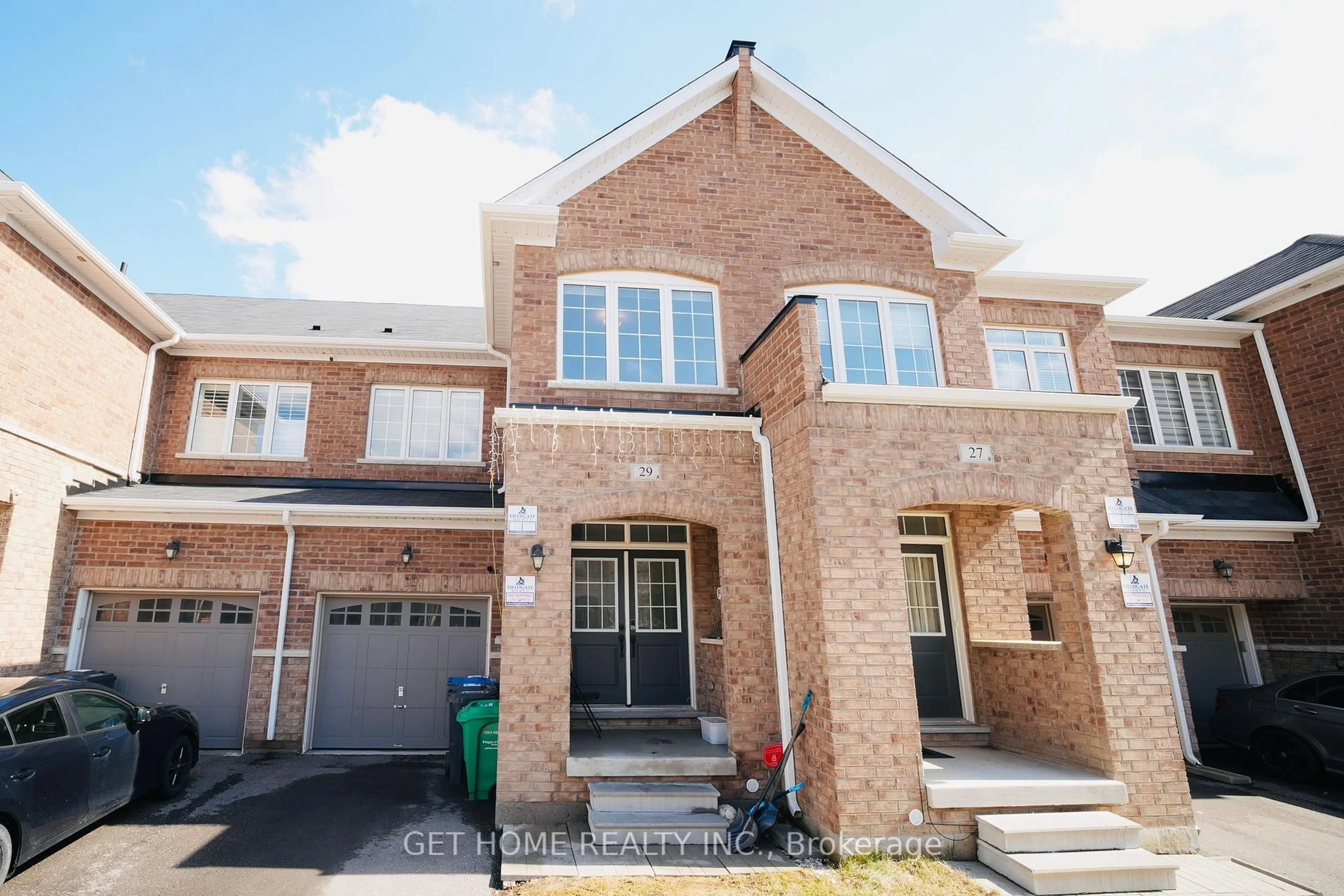 Home with brick exterior material, street for 29 Goulston St, Brampton Ontario L7A 5C2