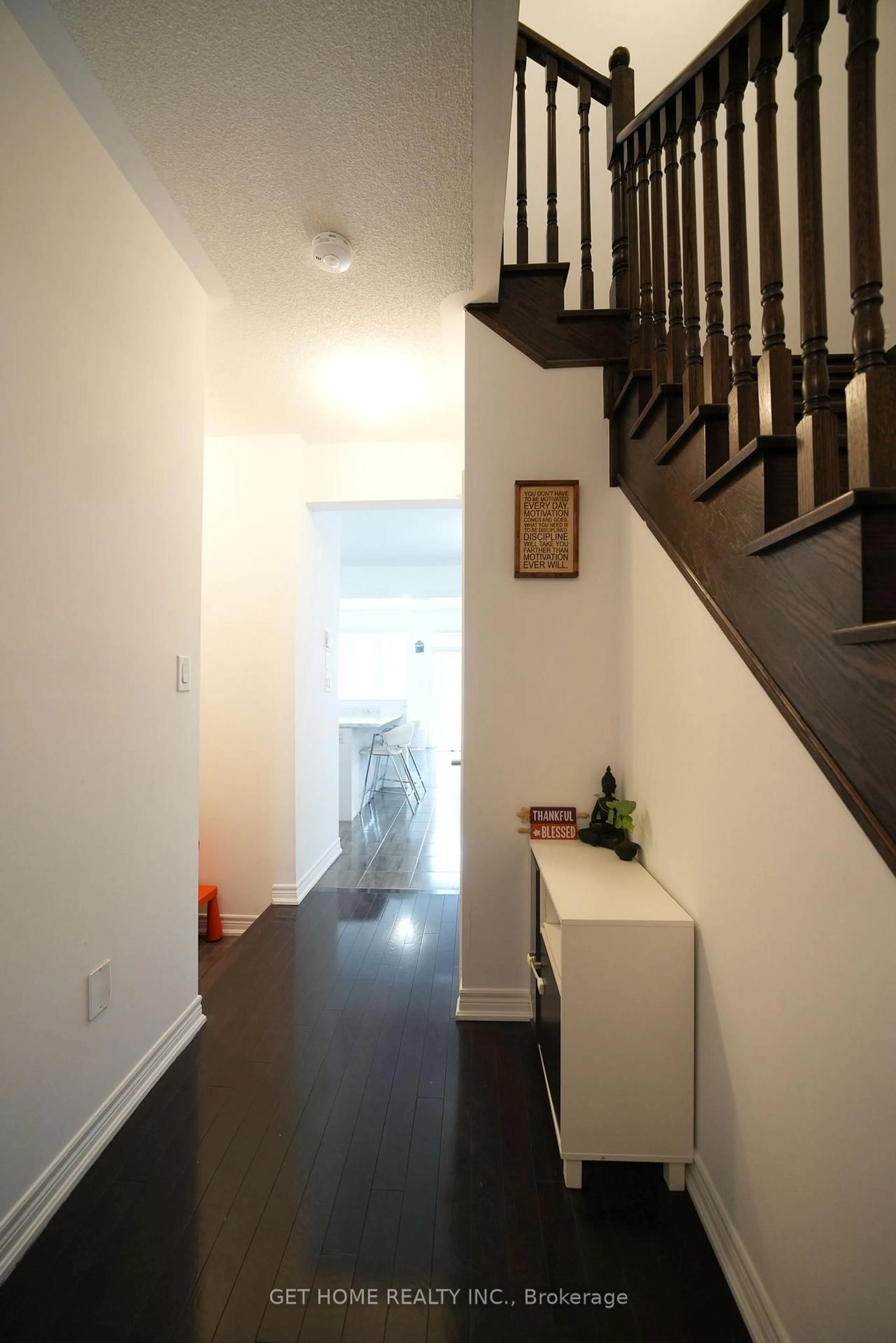 Unknown for 29 Goulston St, Brampton Ontario L7A 5C2