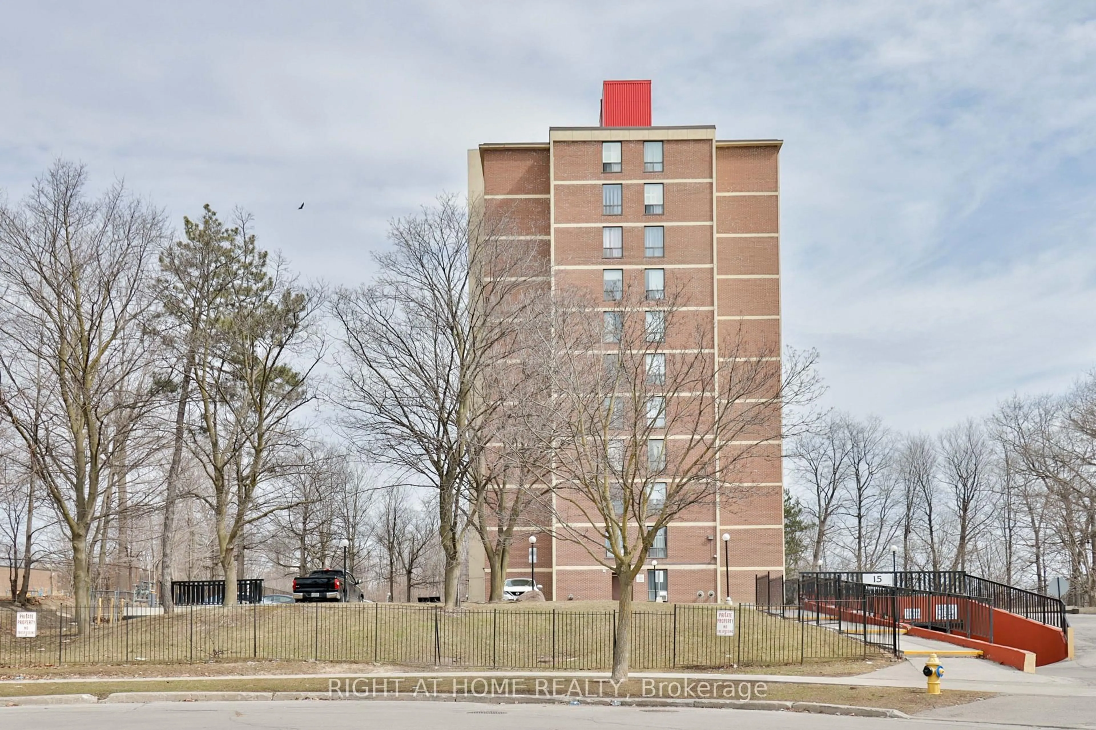 Unknown for 15 London Green Crt #509, Toronto Ontario M3N 1K4