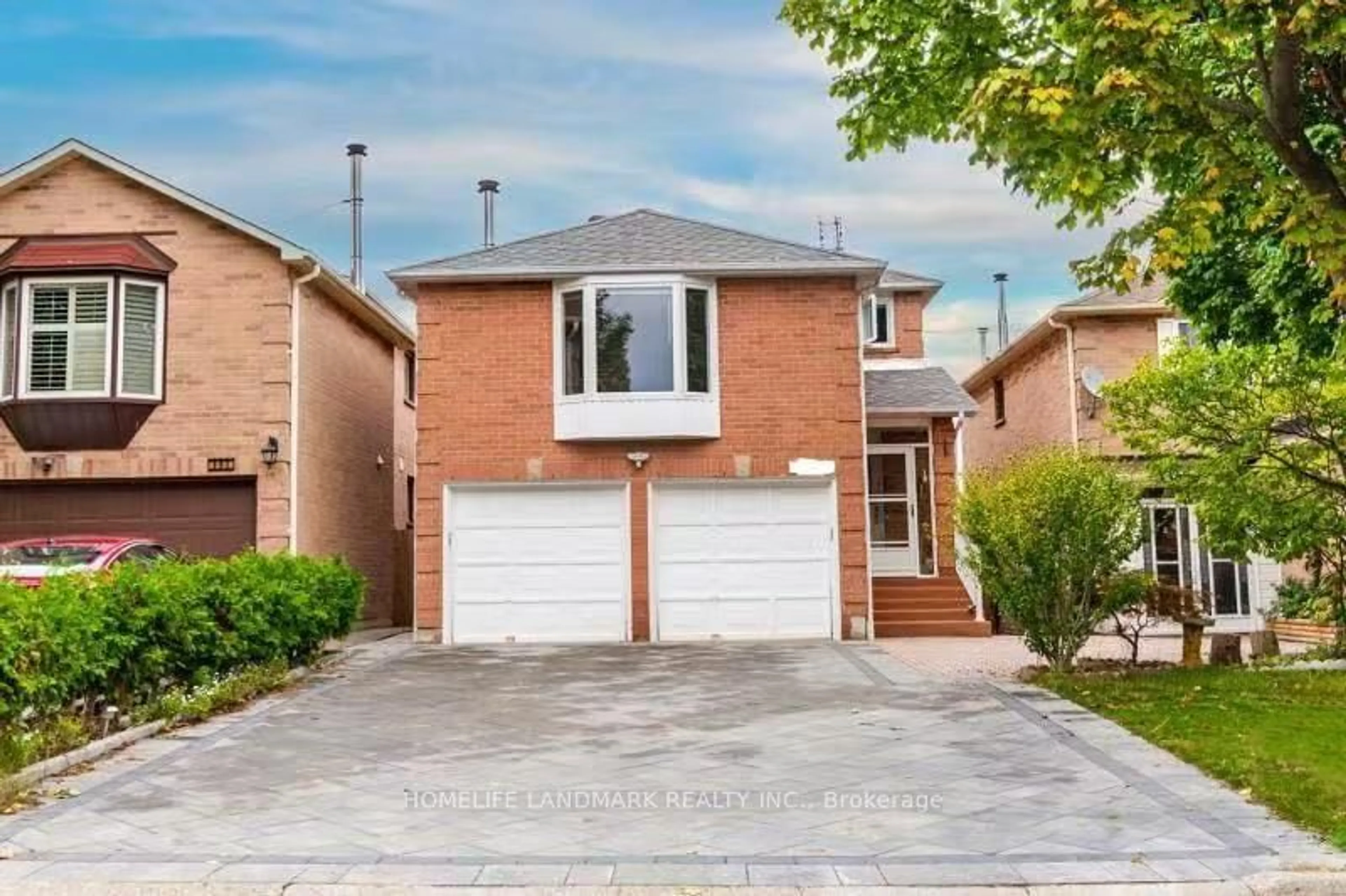 Home with brick exterior material, street for 5235 Astwell Ave, Mississauga Ontario L5R 3H8