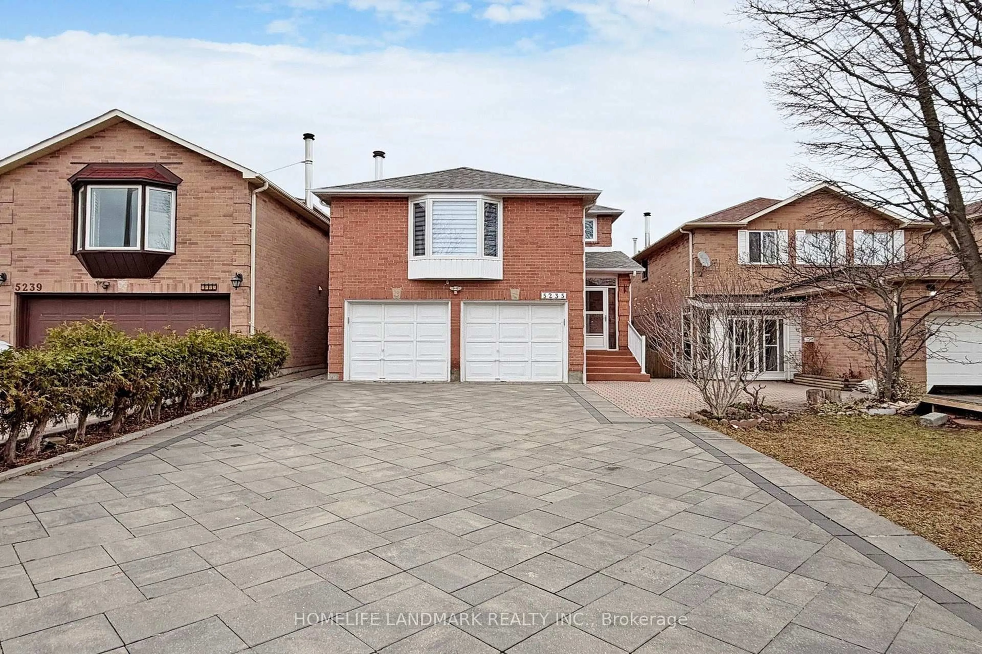 Home with brick exterior material, street for 5235 Astwell Ave, Mississauga Ontario L5R 3H8