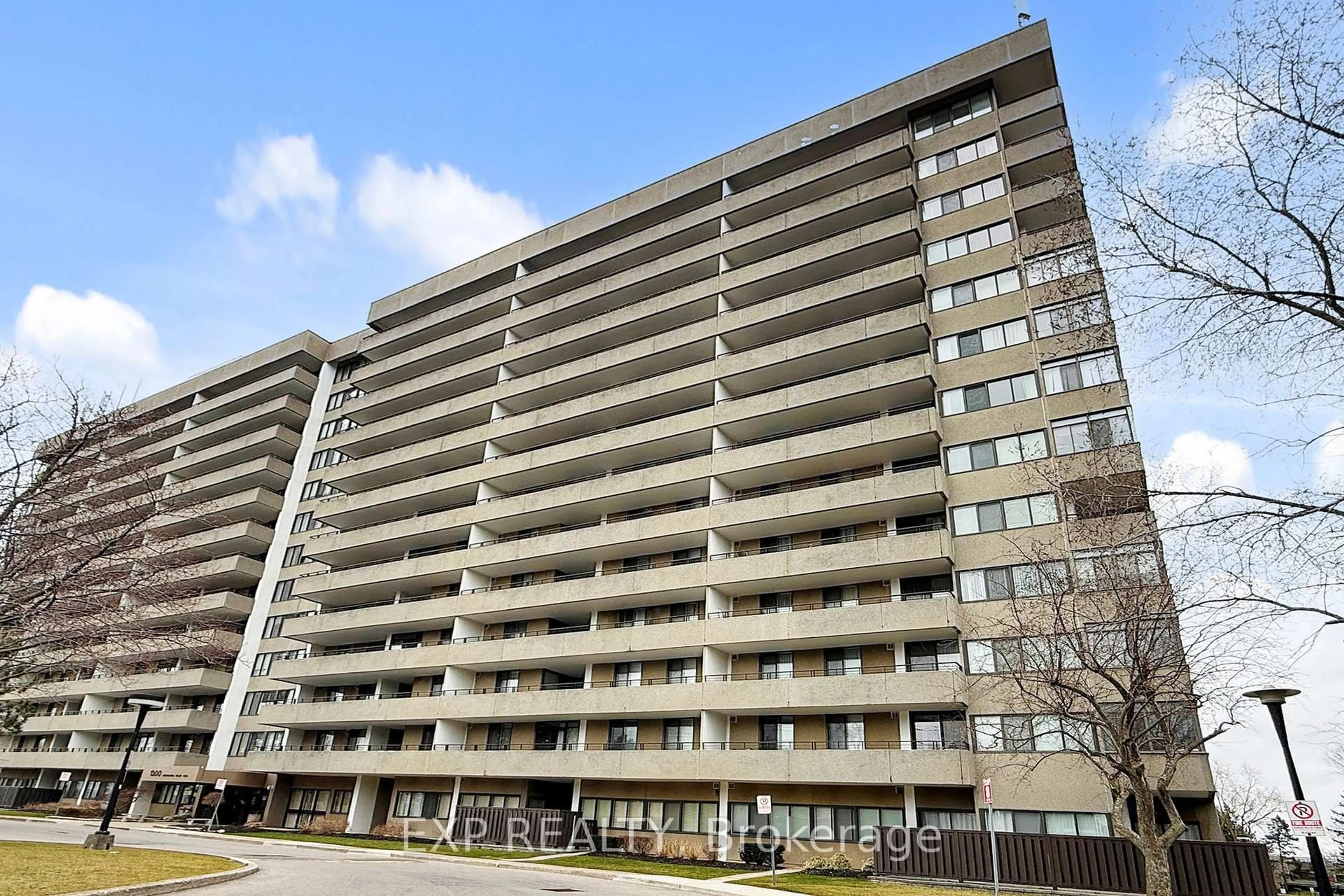 Unknown for 1300 Mississauga Valley Blvd #202, Mississauga Ontario L5A 3S9