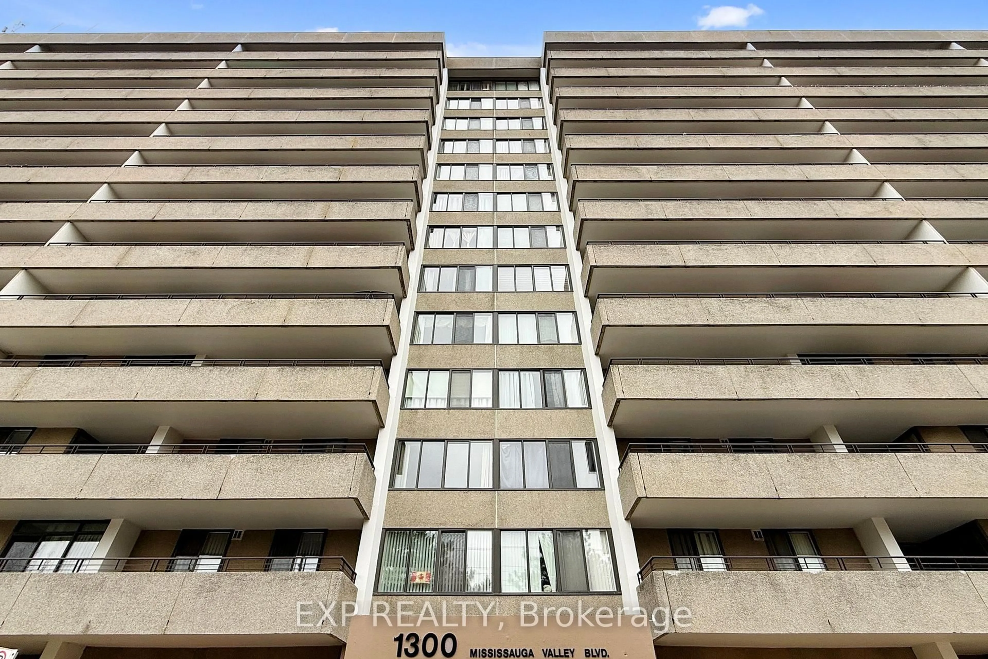 Unknown for 1300 Mississauga Valley Blvd #202, Mississauga Ontario L5A 3S9
