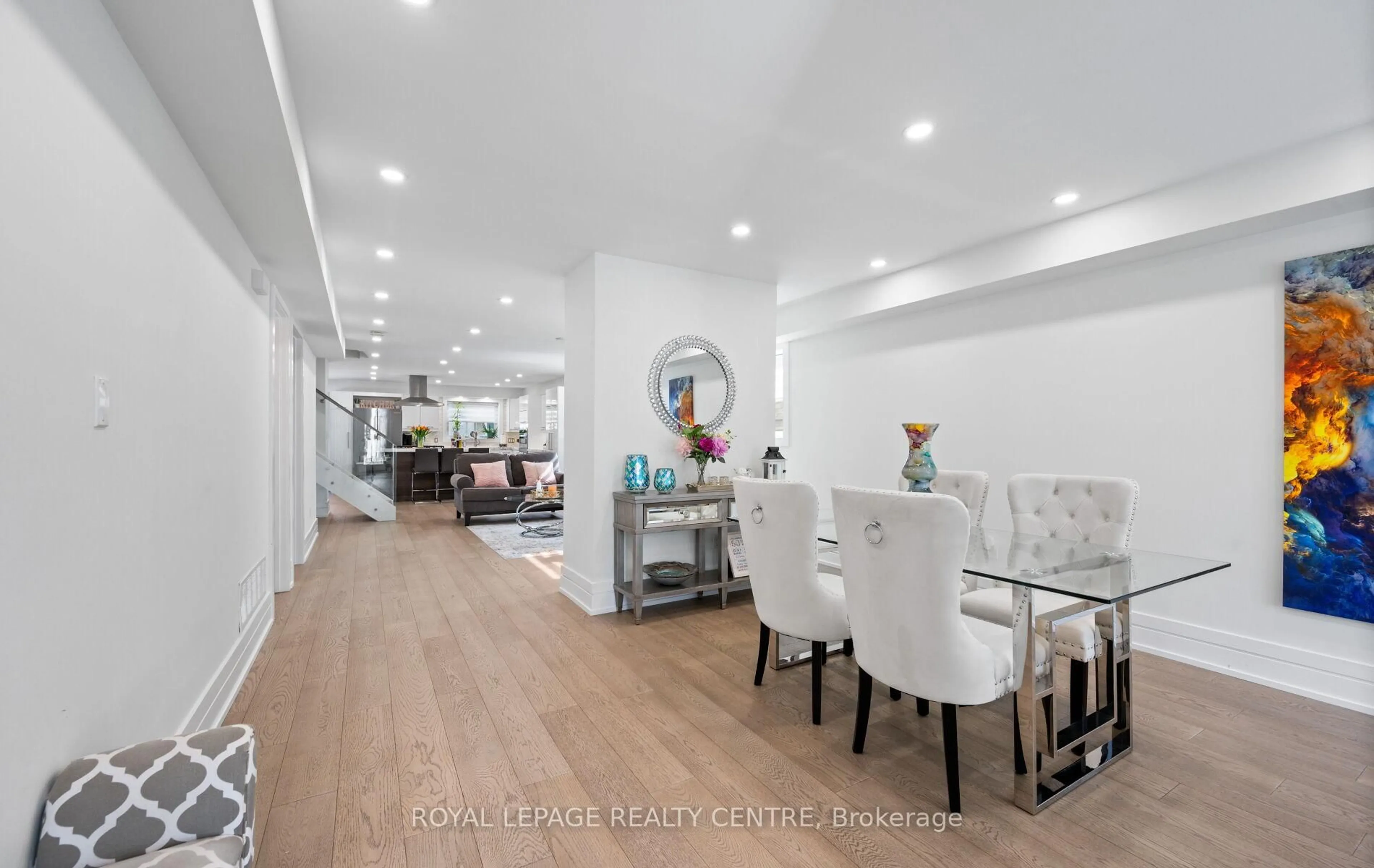 Dining room, unknown for 1071 Westmount Ave, Mississauga Ontario L5E 1X5