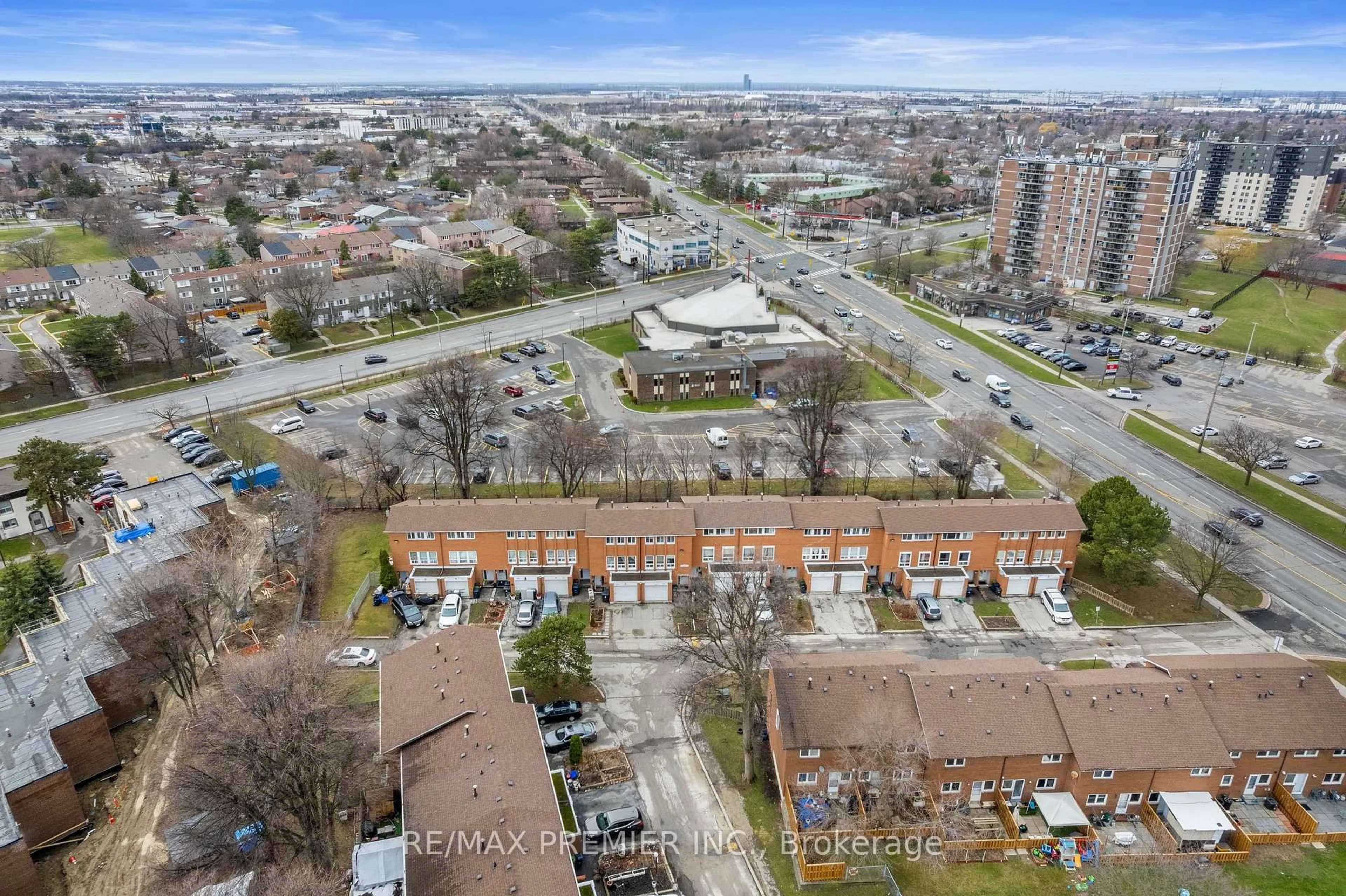 A pic from outside/outdoor area/front of a property/back of a property/a pic from drone, city buildings view from balcony for 1605 Albion Rd #292, Toronto Ontario M9V 1B6