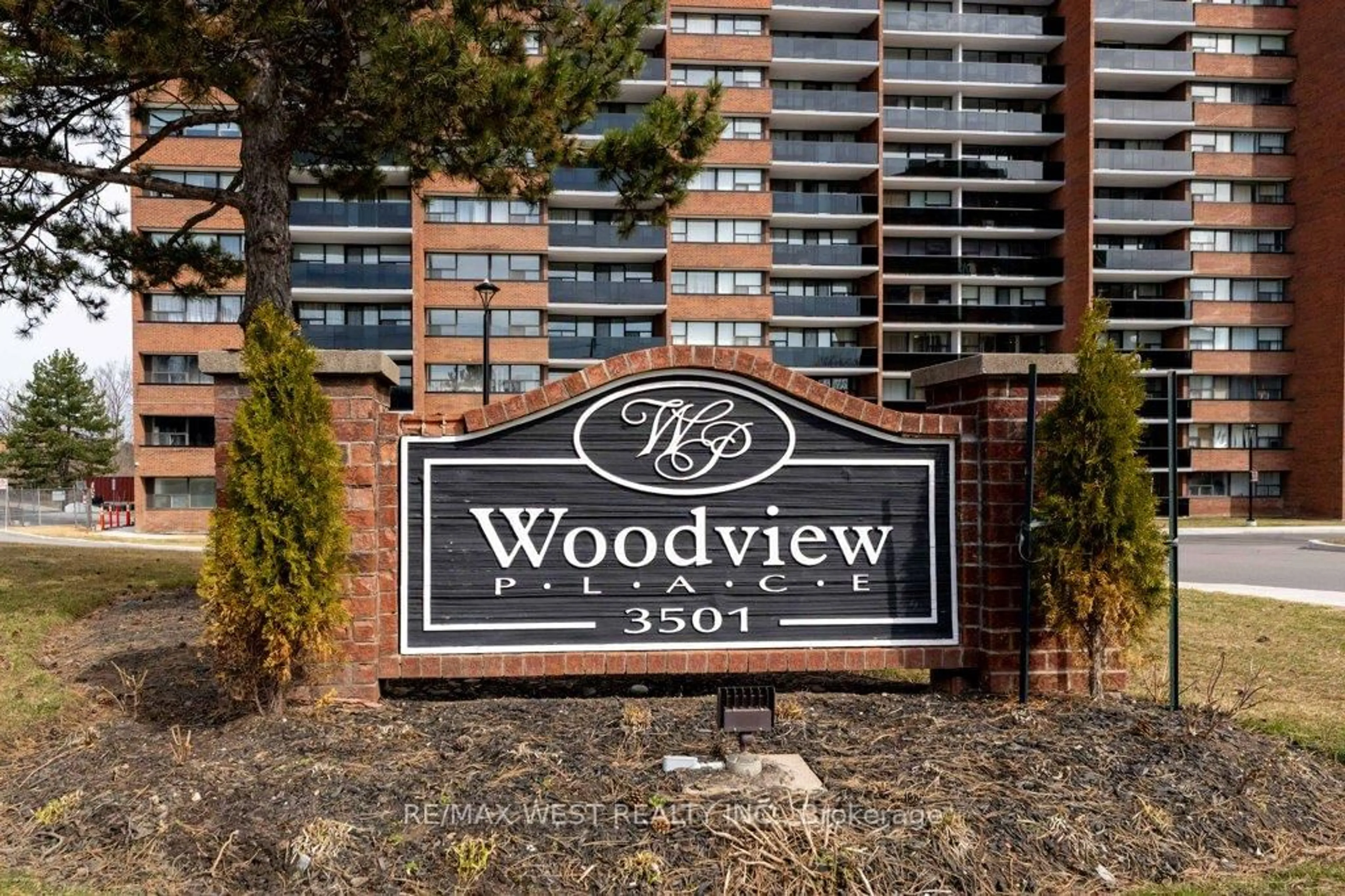 Unknown for 3501 Glen Erin Dr #1001, Mississauga Ontario L5L 2E9