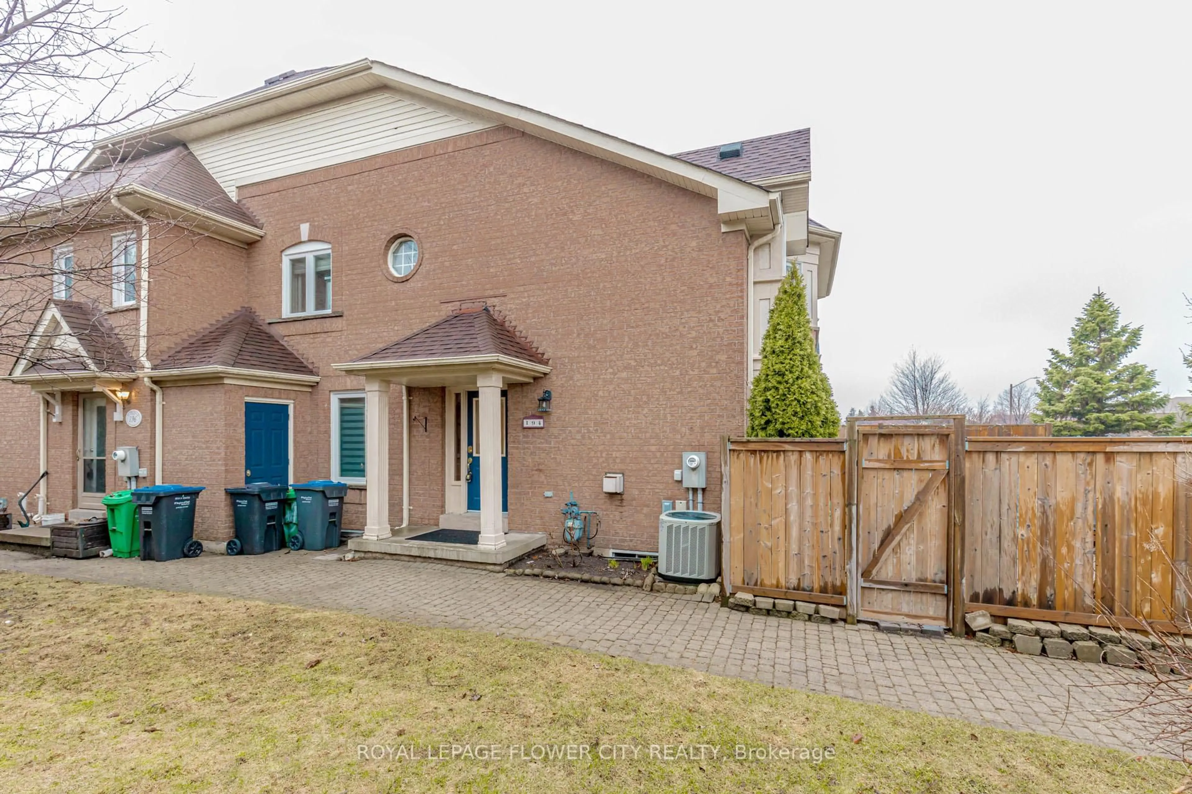 Unknown for 194 Pressed Brick Dr, Brampton Ontario L6V 4K7