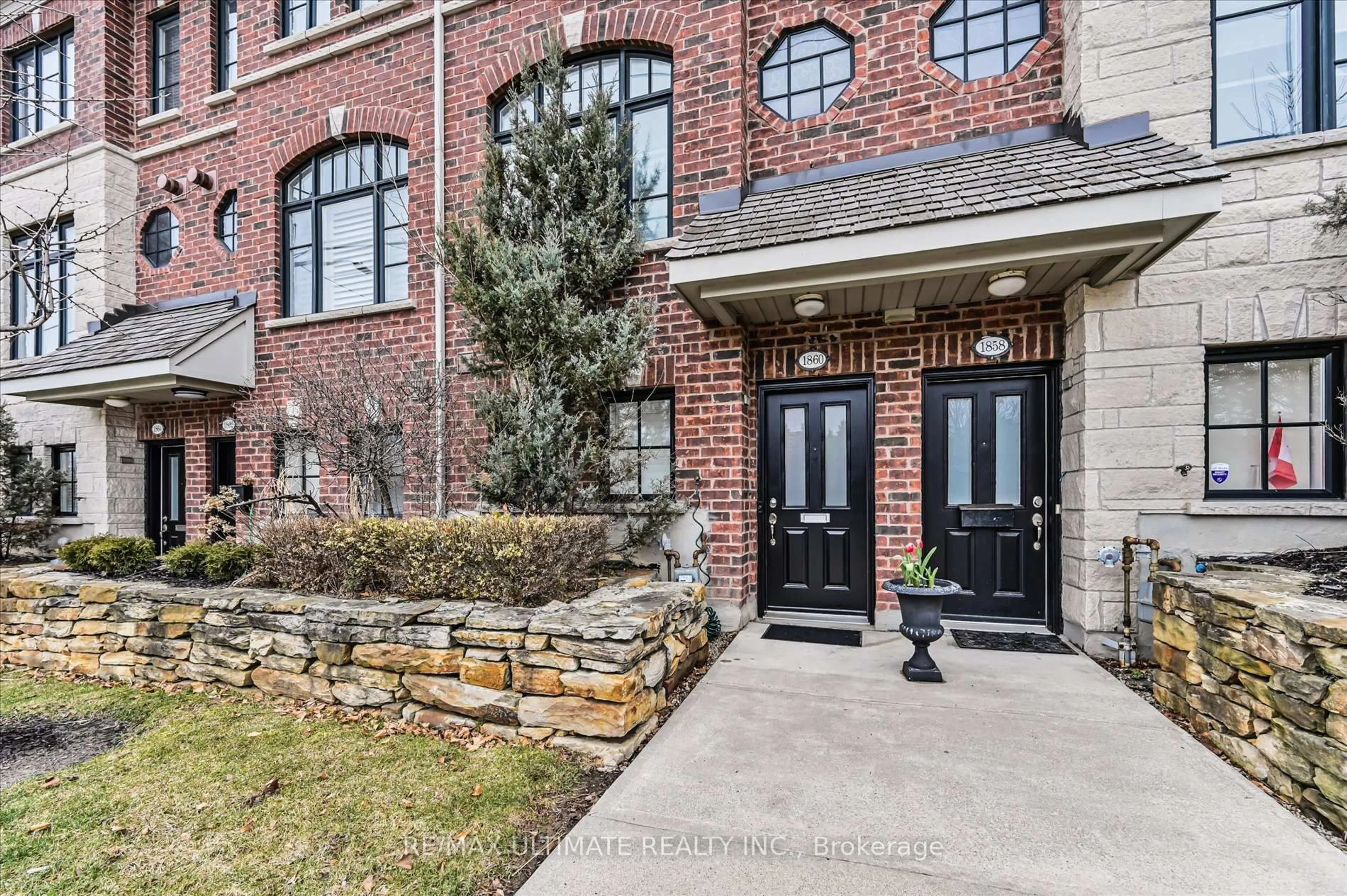 Home with brick exterior material, street for 1860 Burnhamthorpe Rd, Mississauga Ontario L4X 2S5