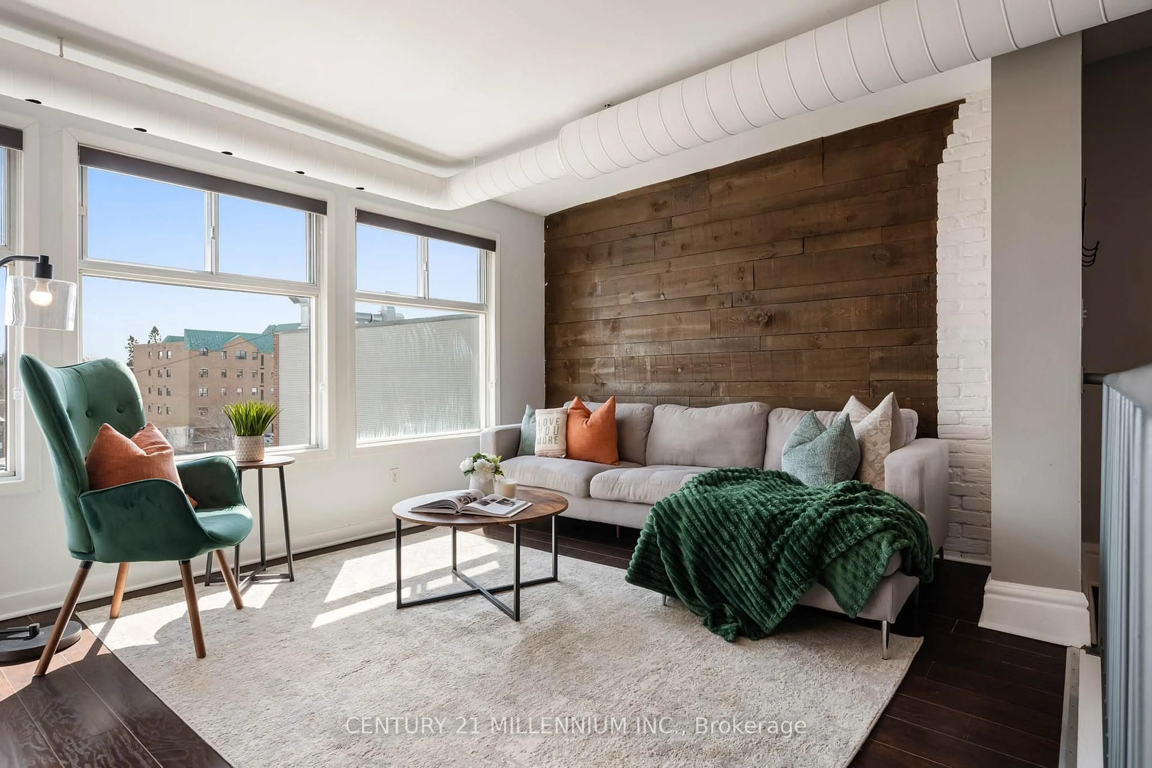 Living room with furniture, wood/laminate floor for 166 Broadway Ave #5, Orangeville Ontario L9W 1K3