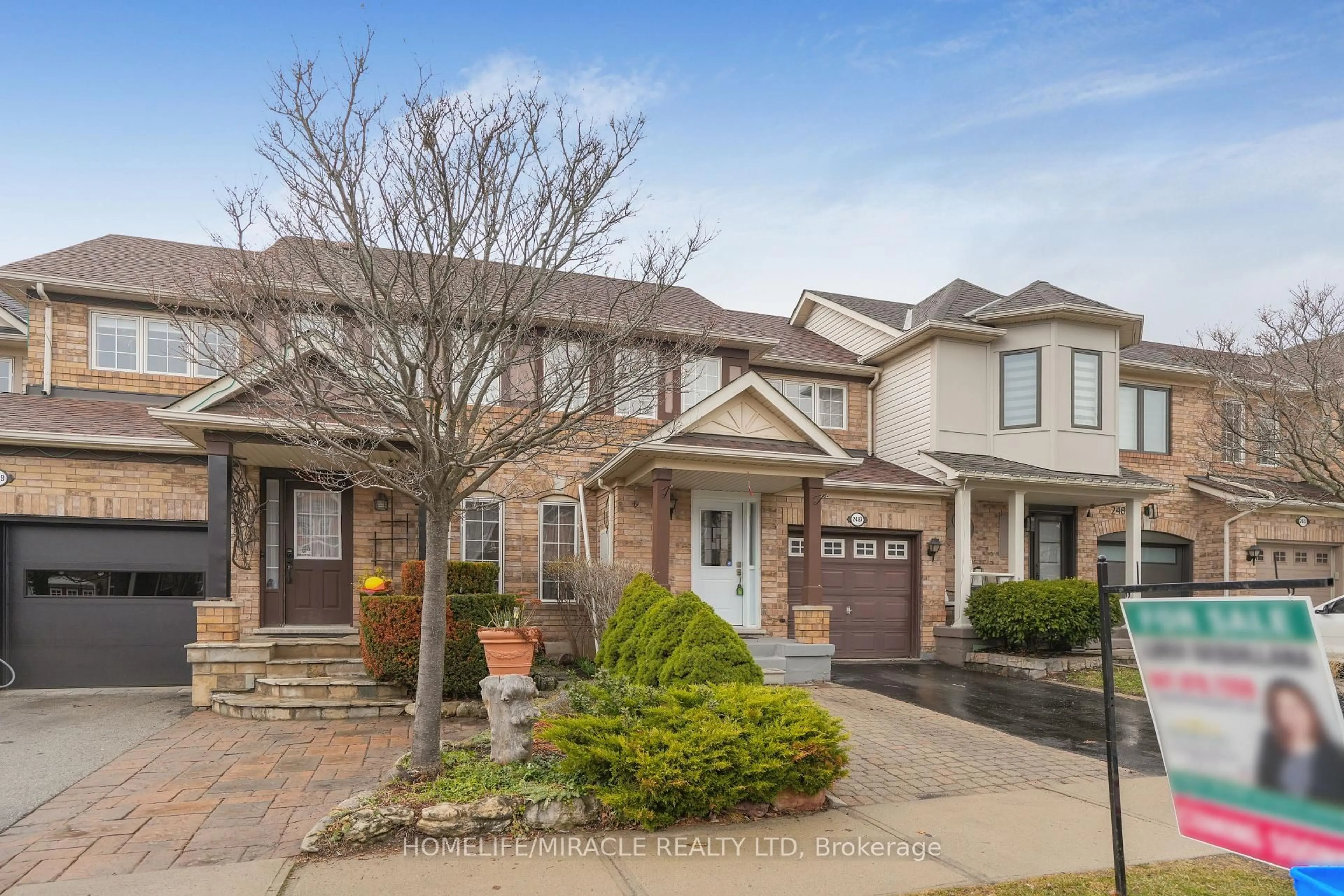 Home with brick exterior material, street for 2487 Appalachain Dr, Oakville Ontario L6M 4S4