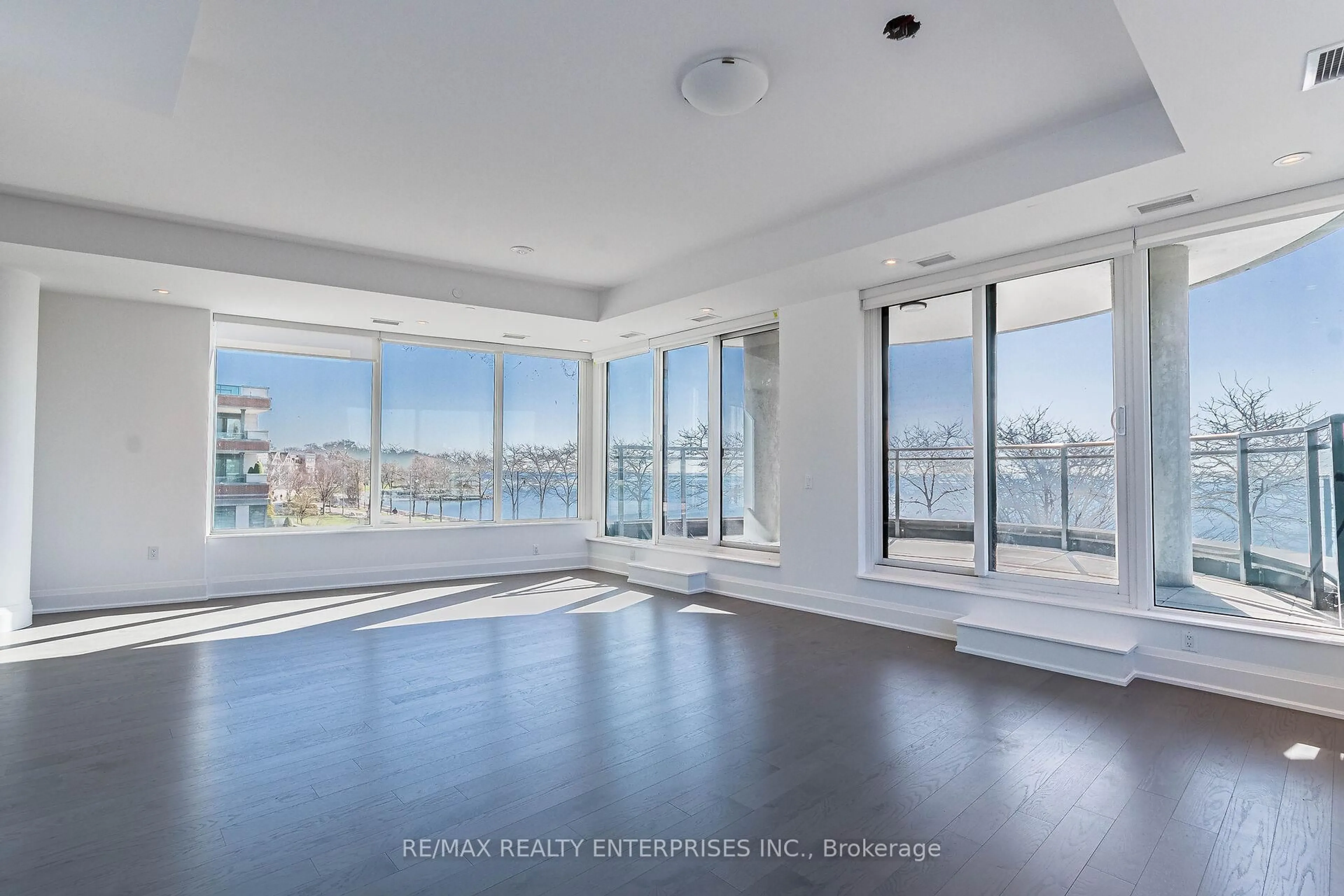 Gym or fitness room for 55 Port St #202, Mississauga Ontario L5G 4P3