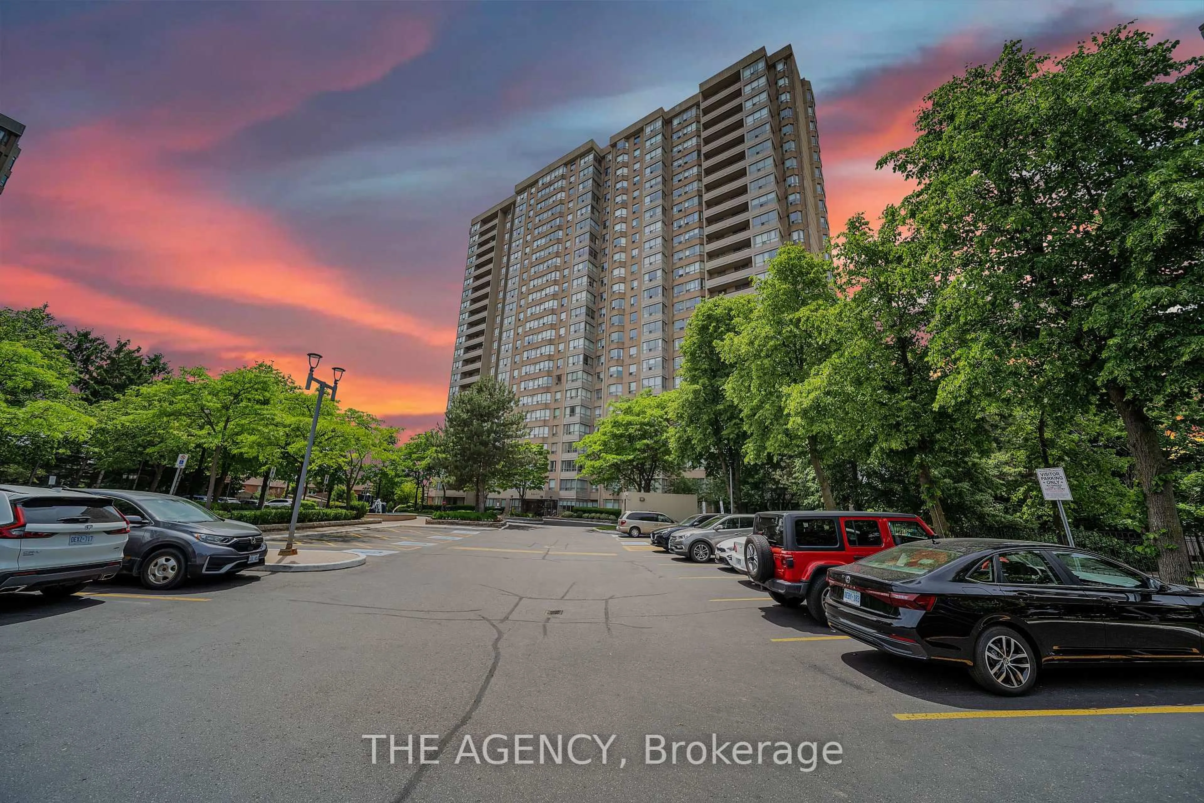 A pic from outside/outdoor area/front of a property/back of a property/a pic from drone, unknown for 30 Malta Ave #505, Brampton Ontario L6Y 4S5