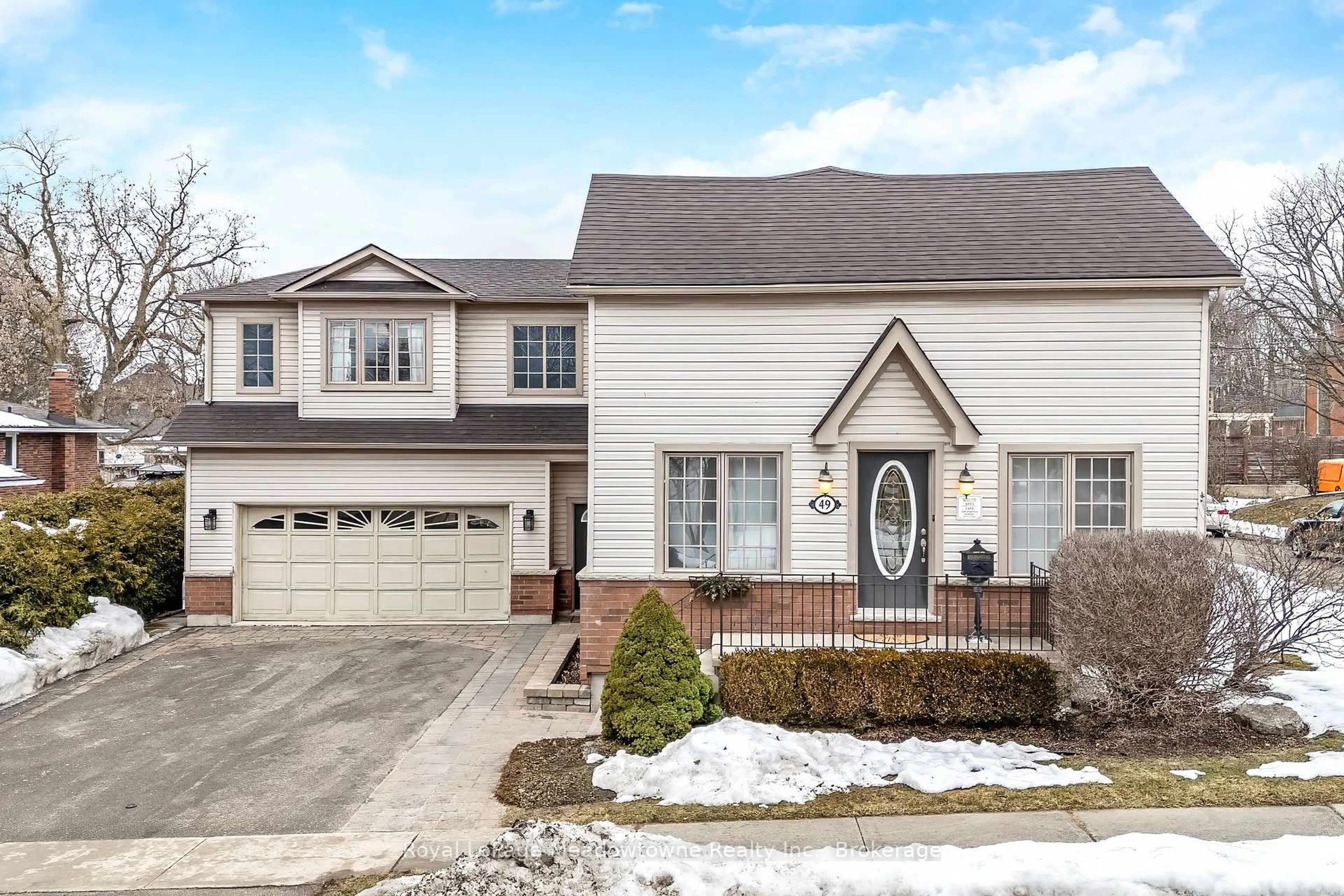 Unknown for 49 Mill St, Milton Ontario L9T 1R7