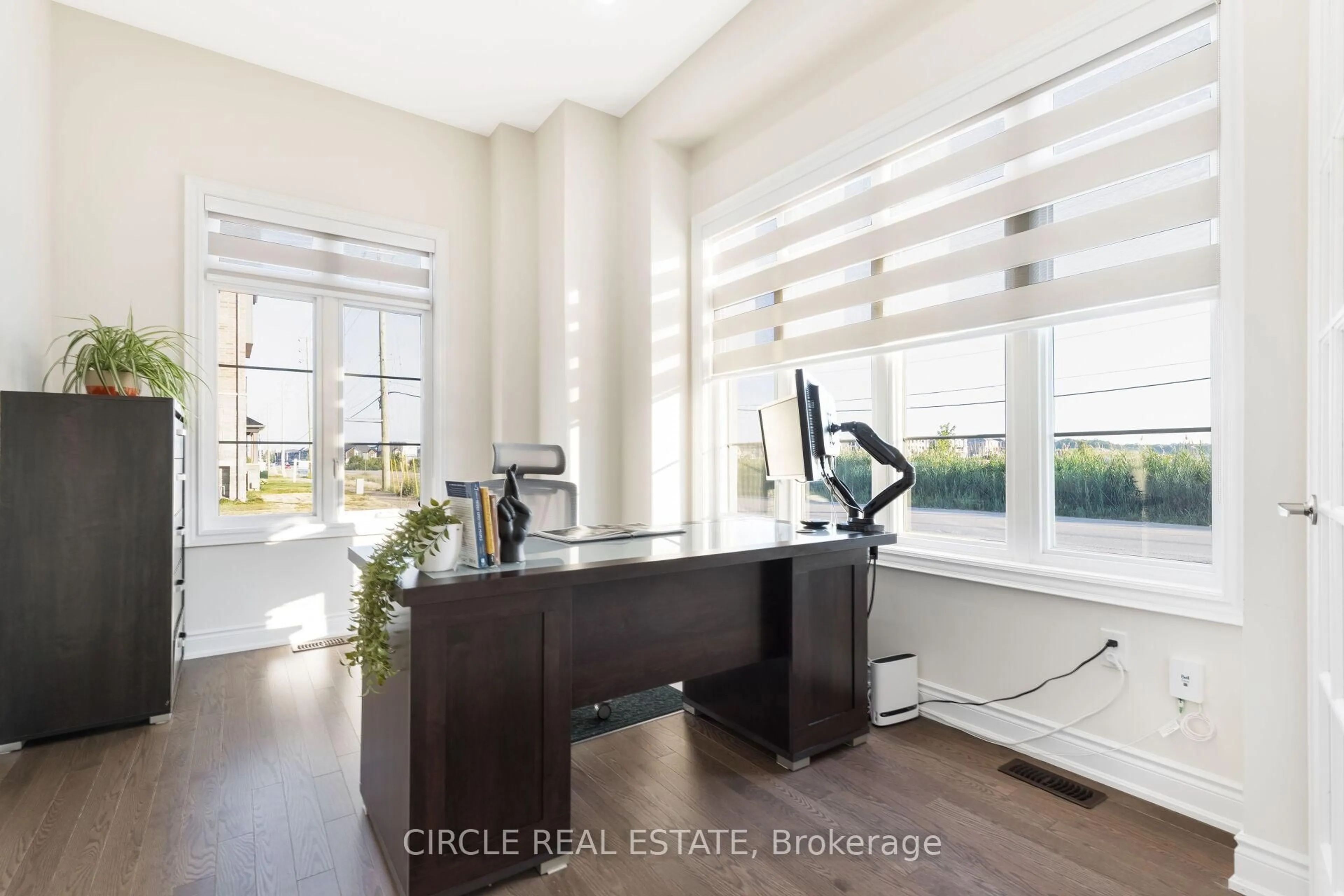 Unknown for 3419 Sixth Line, Oakville Ontario L6H 0Y7