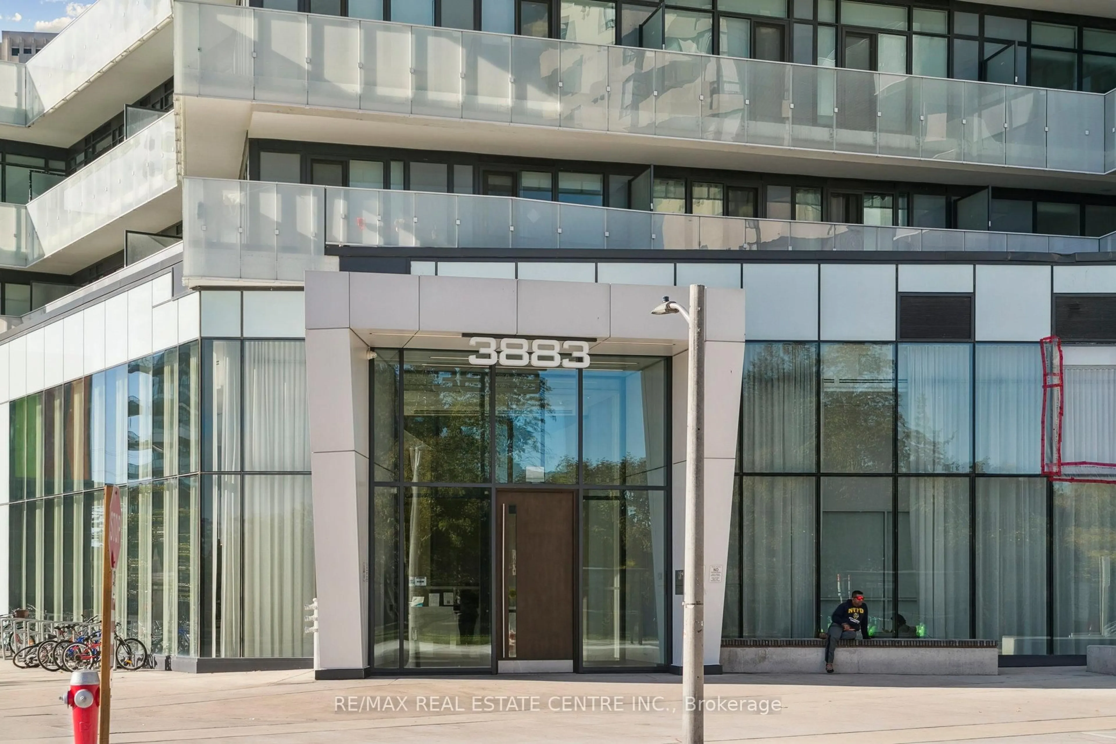 Indoor foyer for 3883 Quartz Rd #5907, Mississauga Ontario L5B 0M4