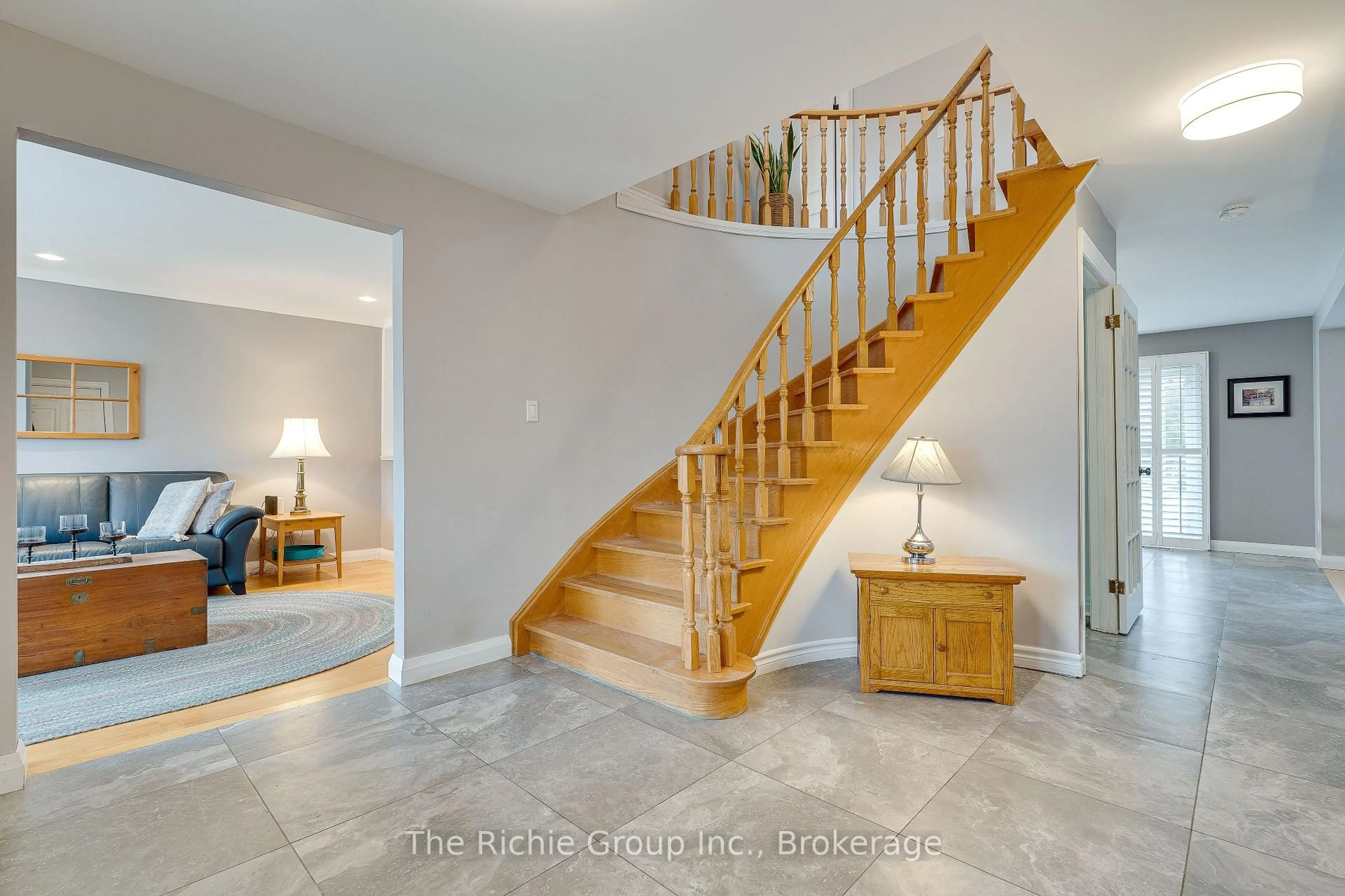 Unknown for 75 Marilyn St, Caledon Ontario L7C 1H7