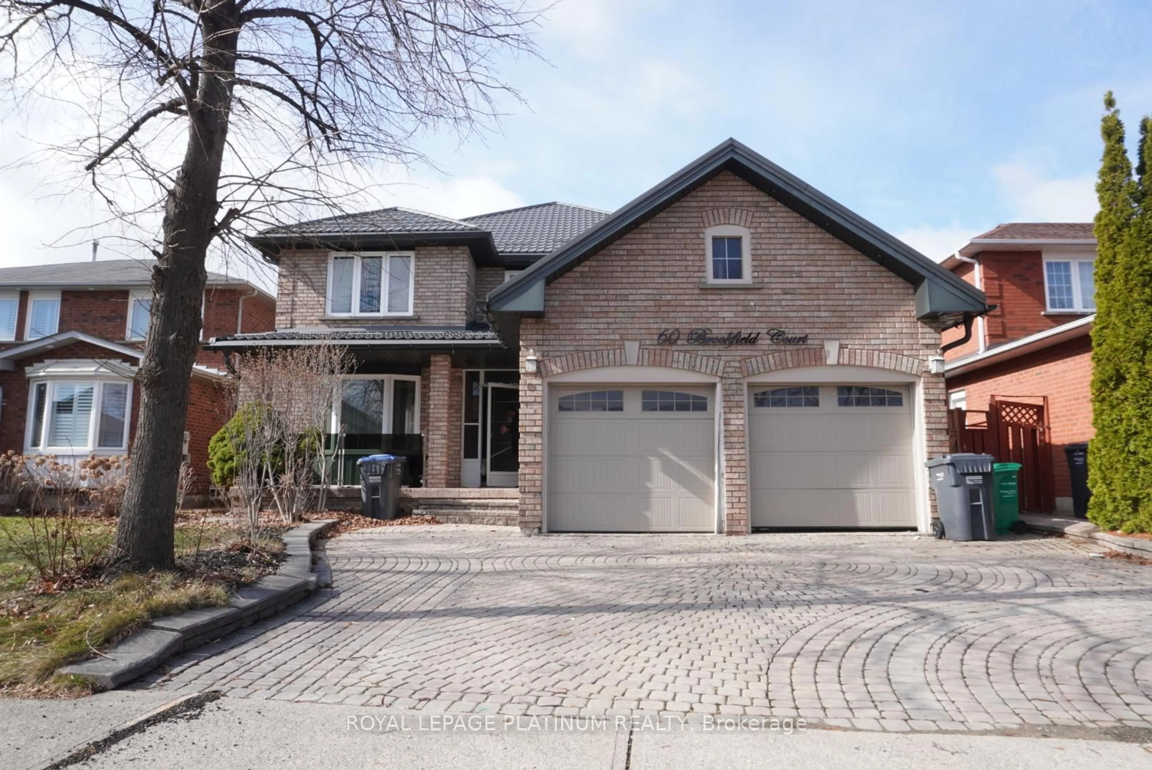 Home with brick exterior material, street for 60 Brookfield Crt, Brampton Ontario L6Y 4K4
